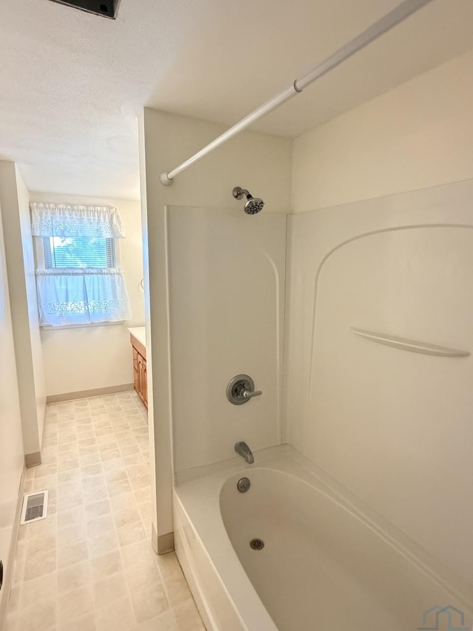MLS #833668