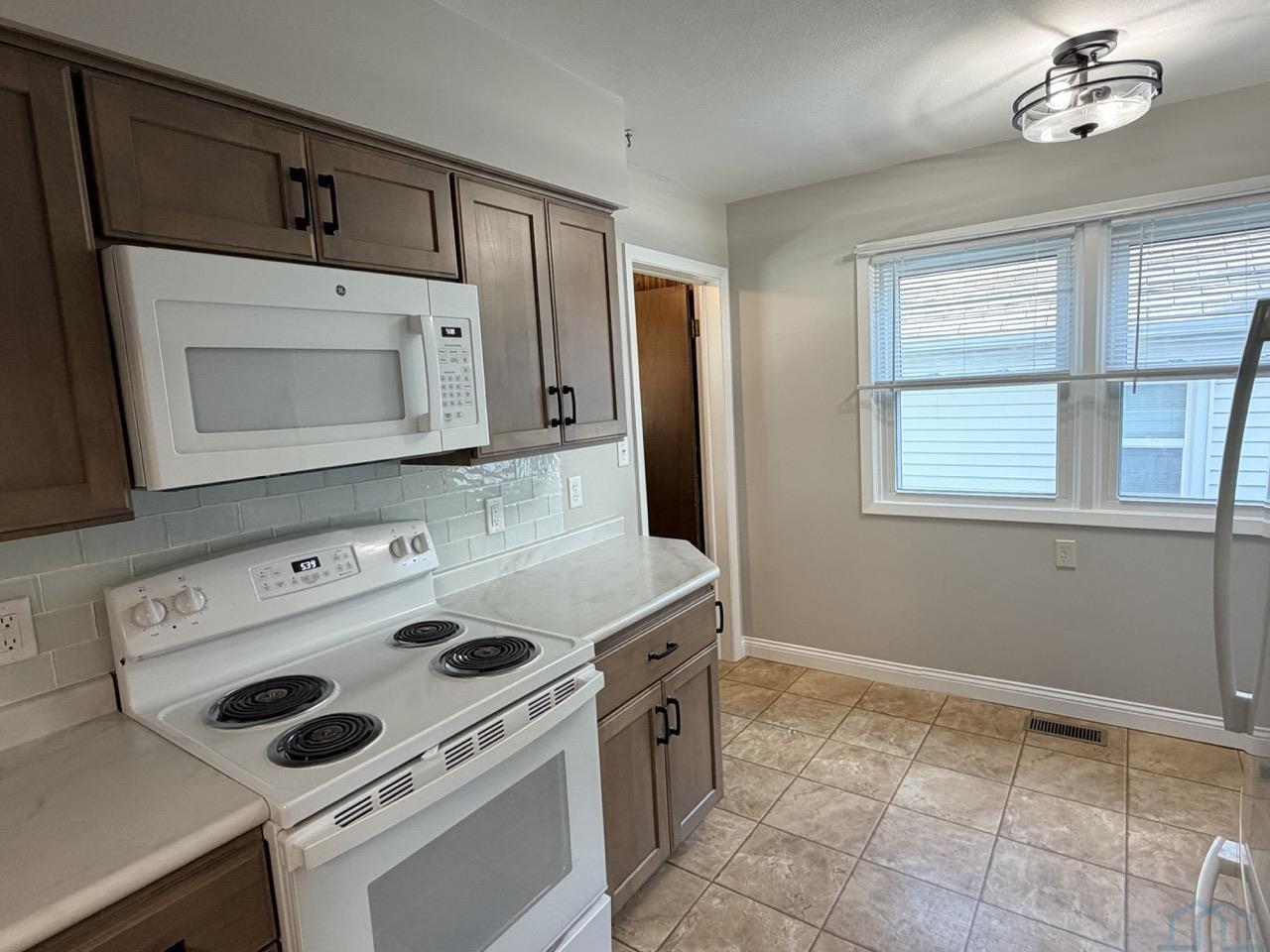 MLS #833668