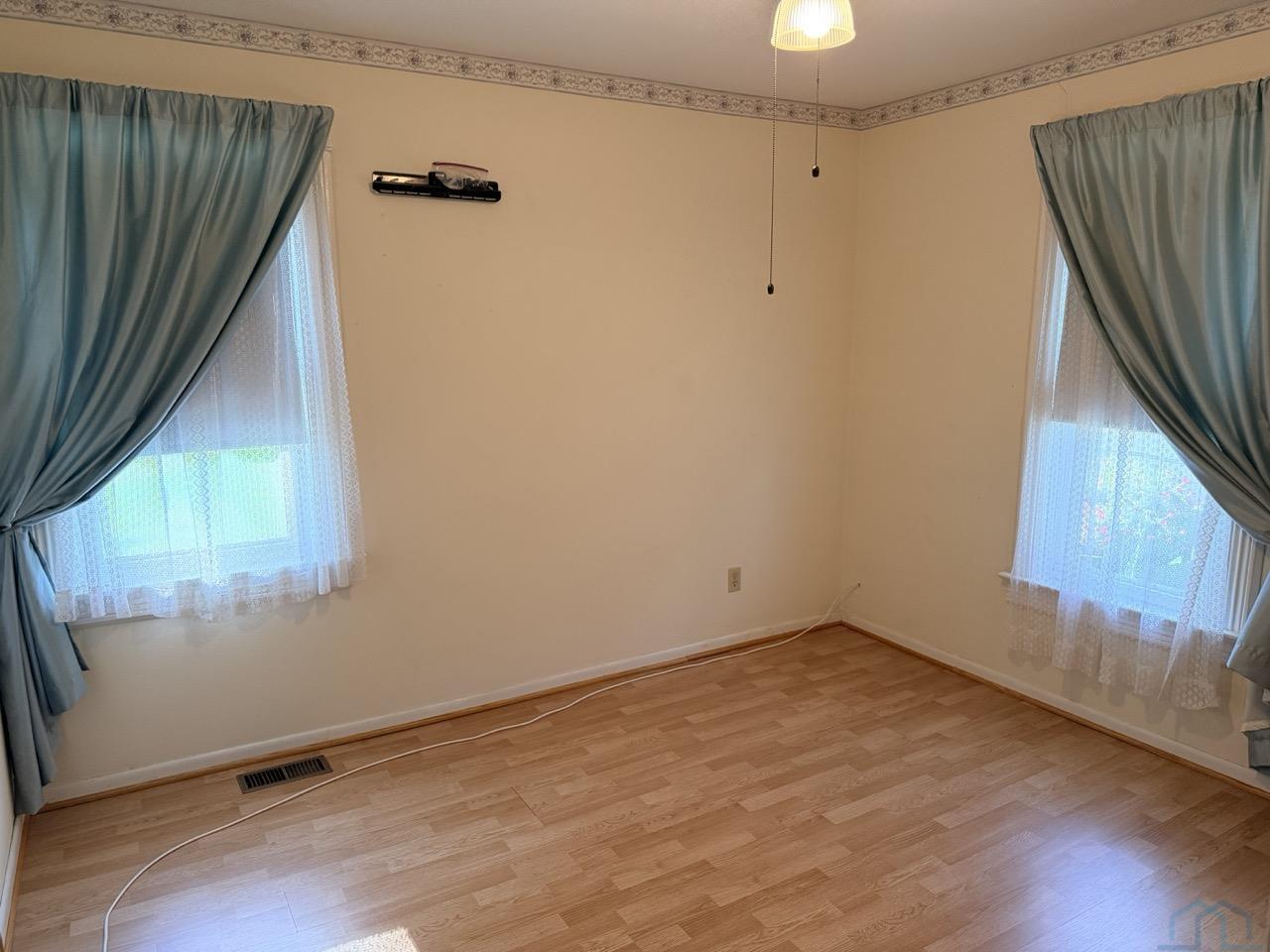 MLS #833668