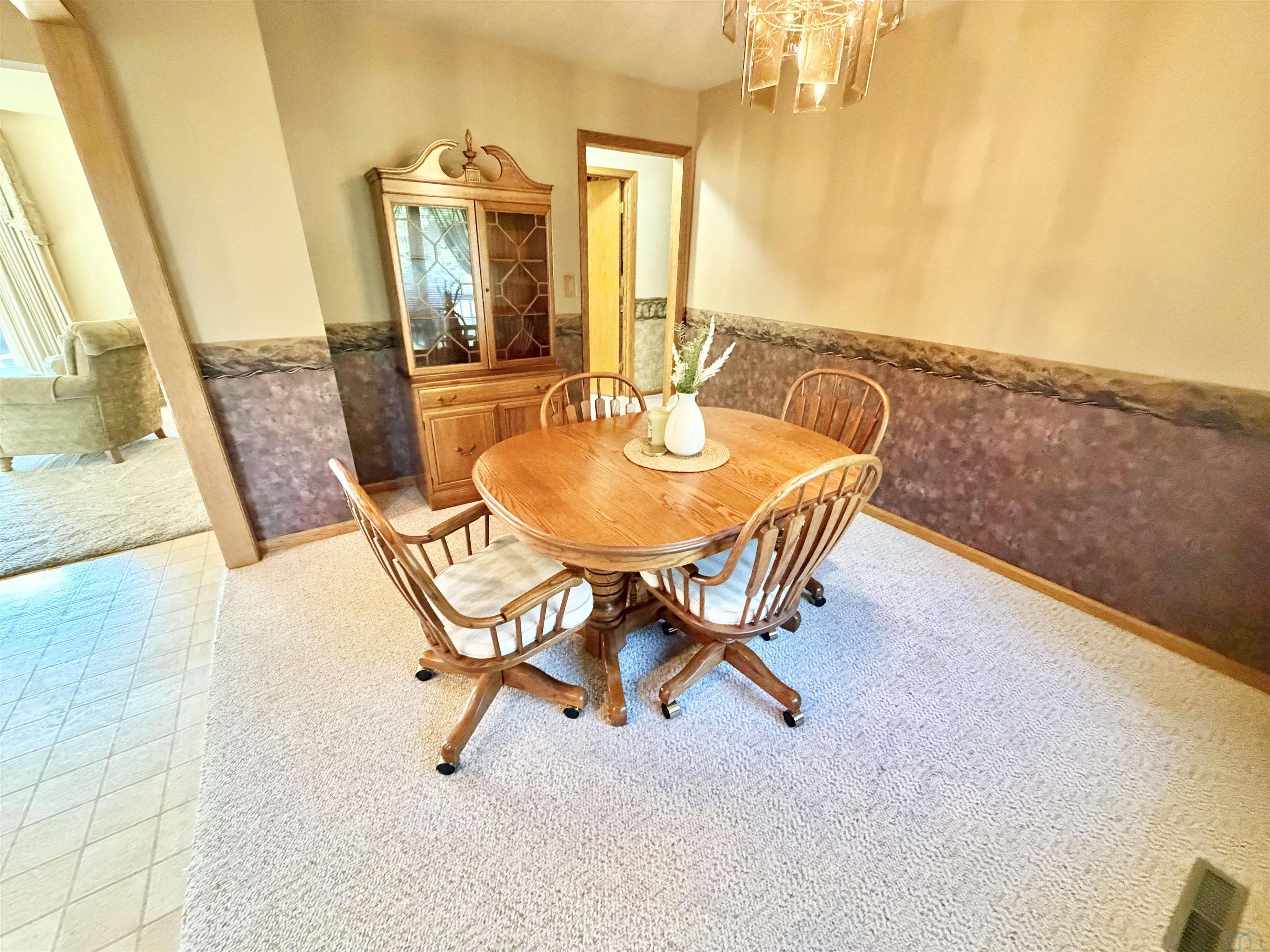MLS #833669