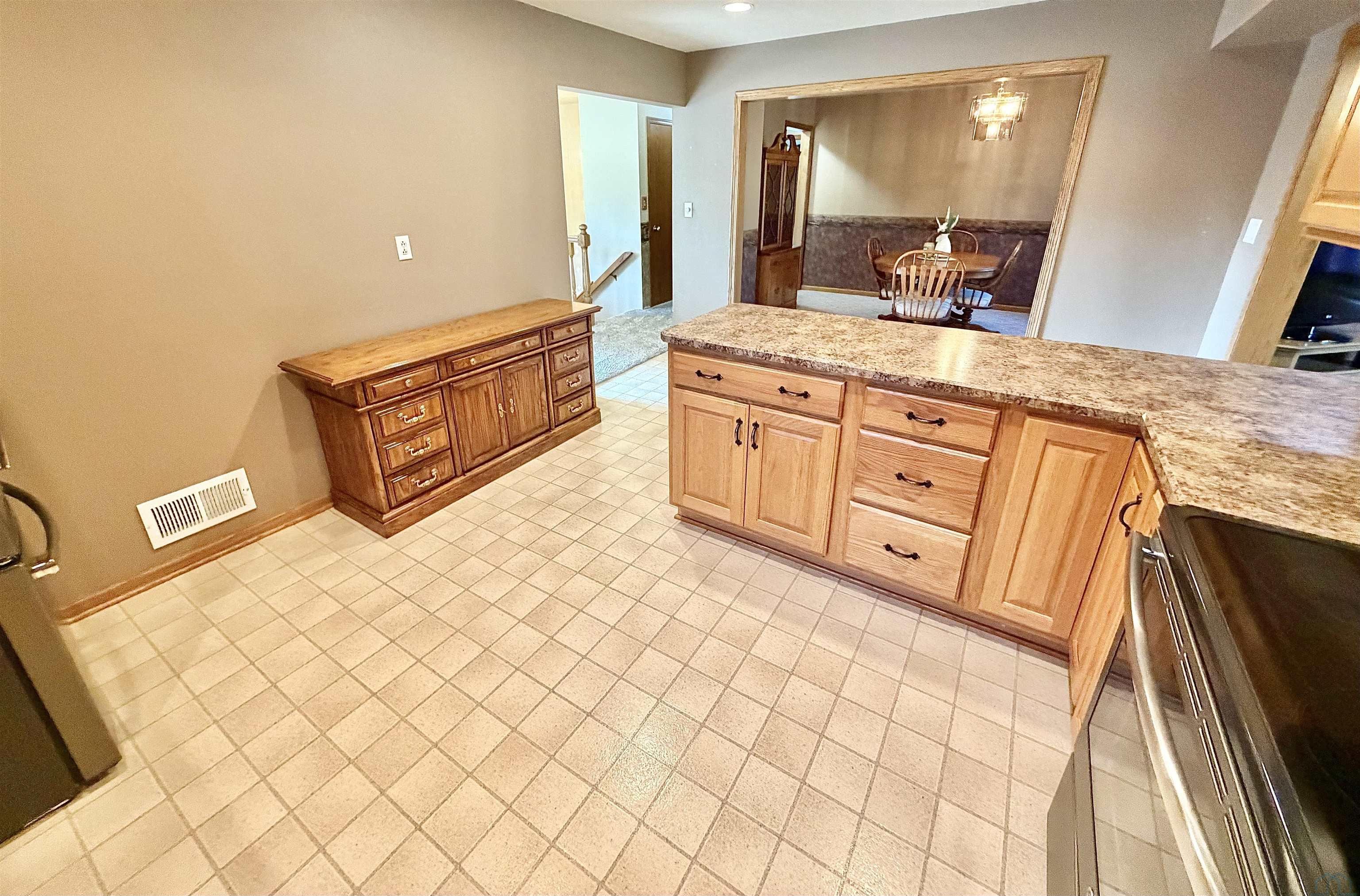 MLS #833669