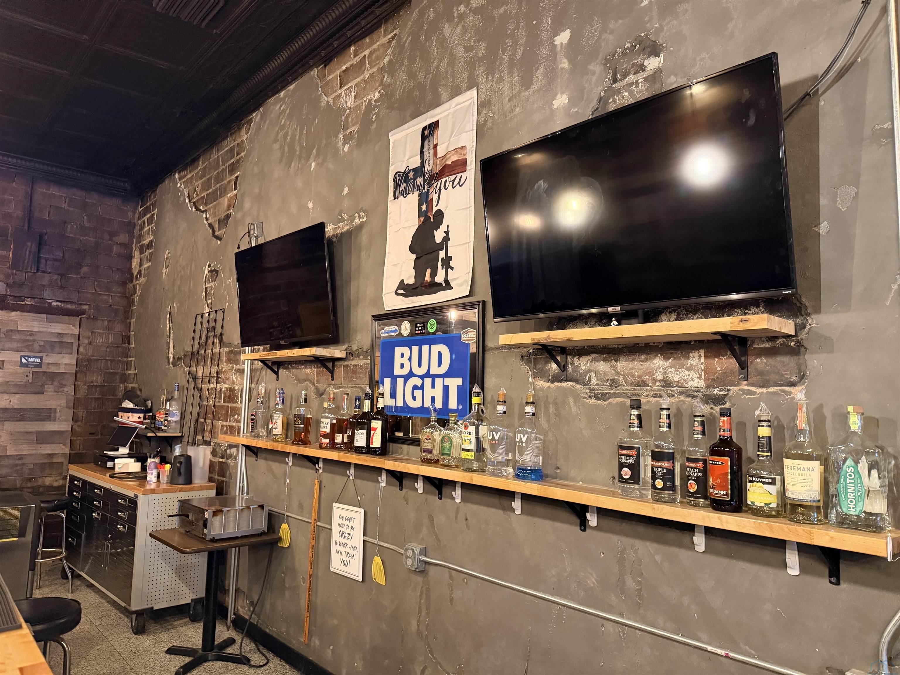 MLS #833673