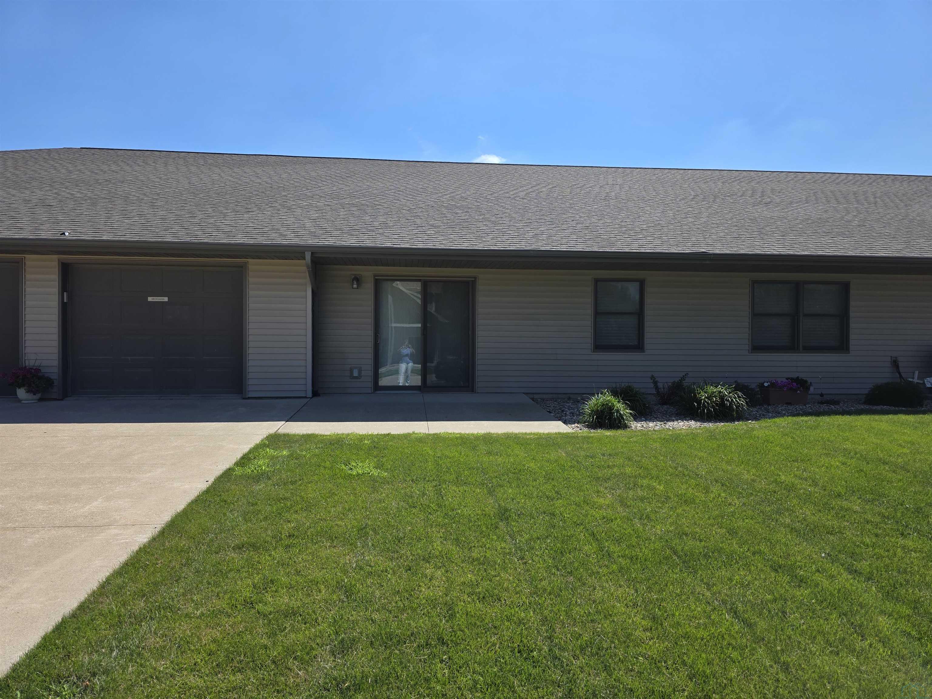 106 County Rd N						  						 , Hospers						 , IA						  51238						  