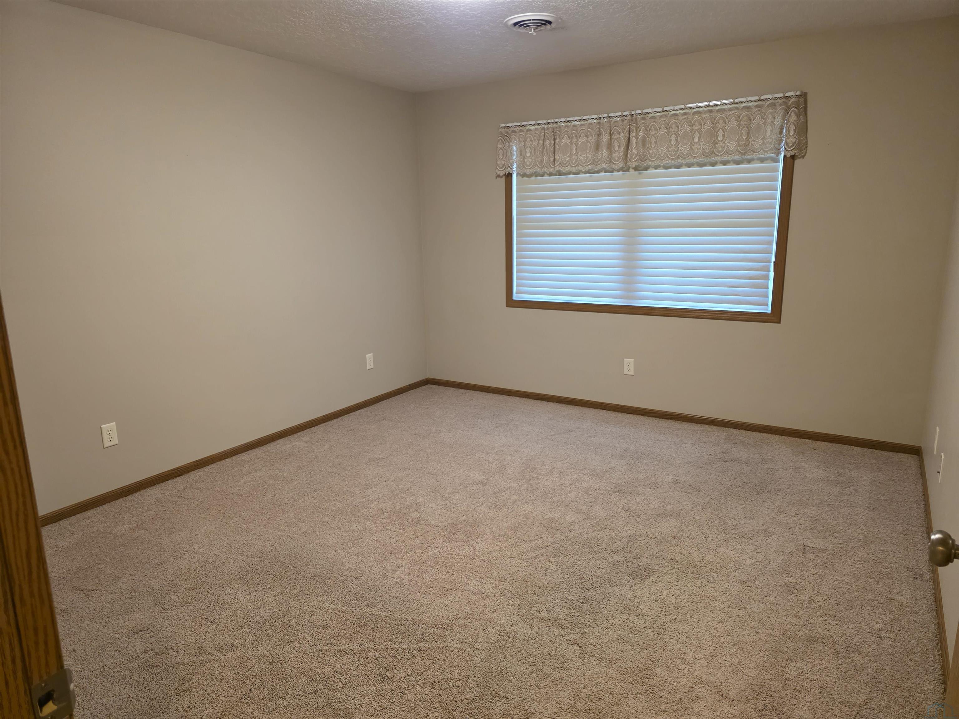 MLS #833682