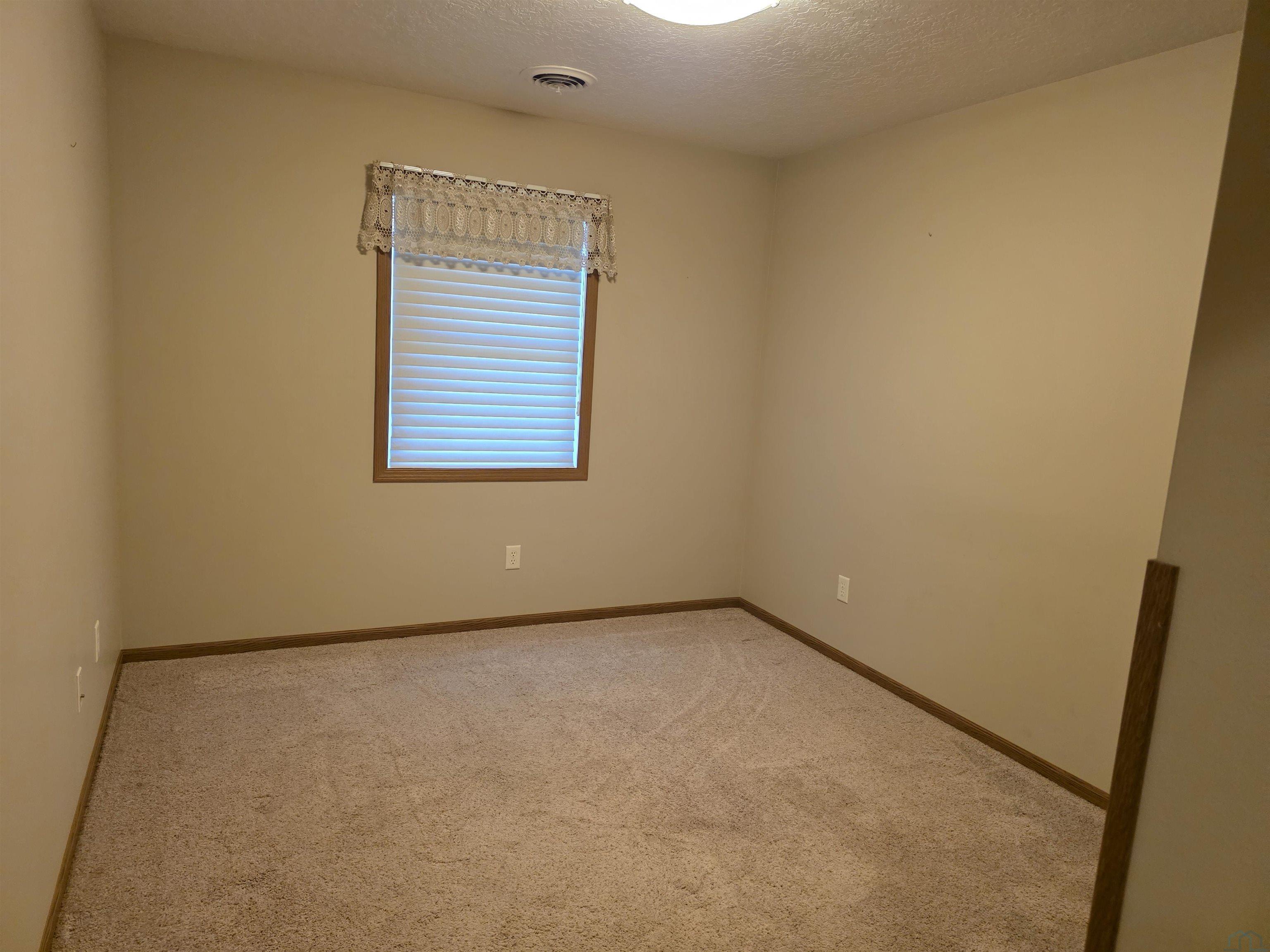 MLS #833682