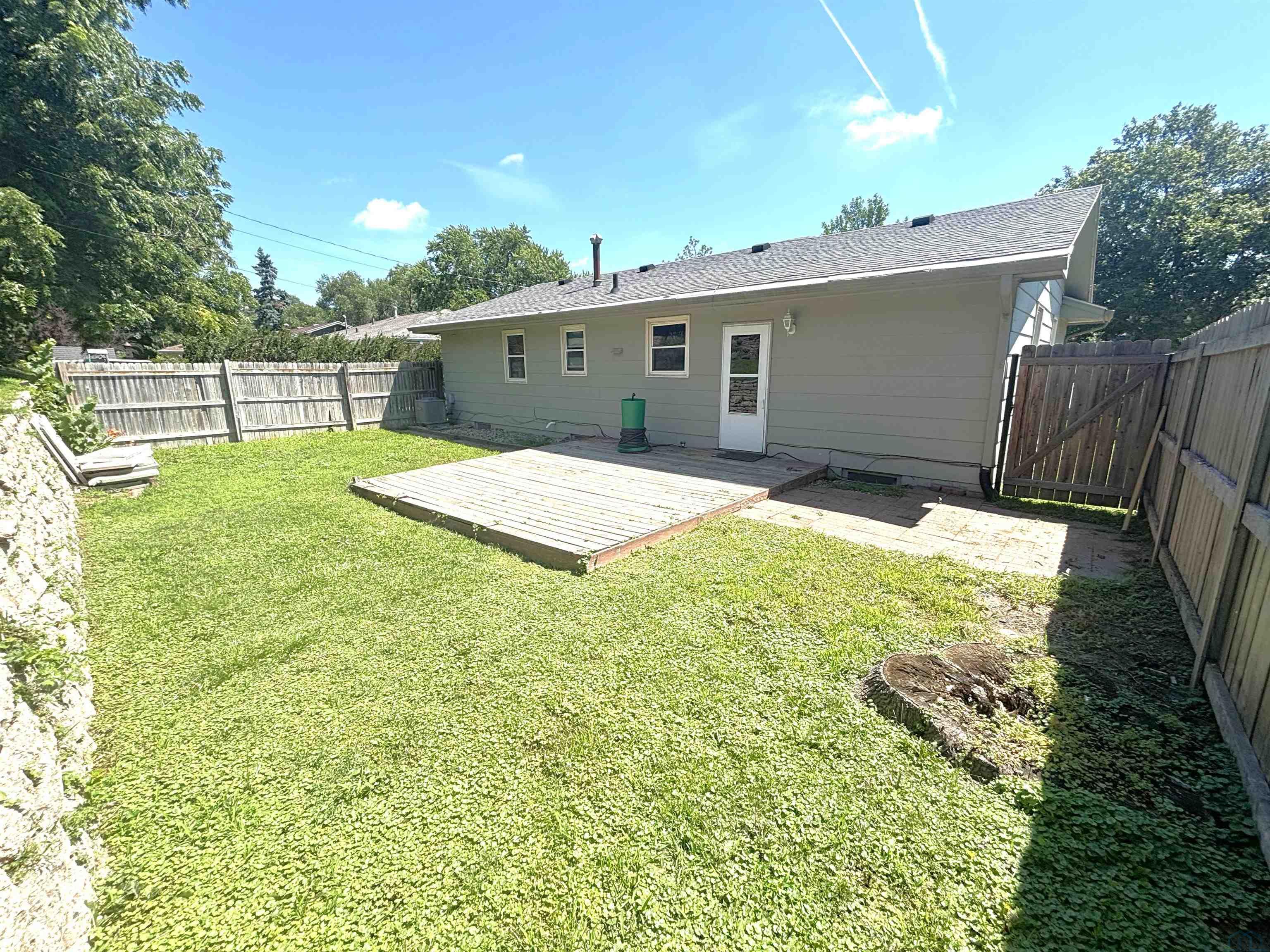 MLS #833693