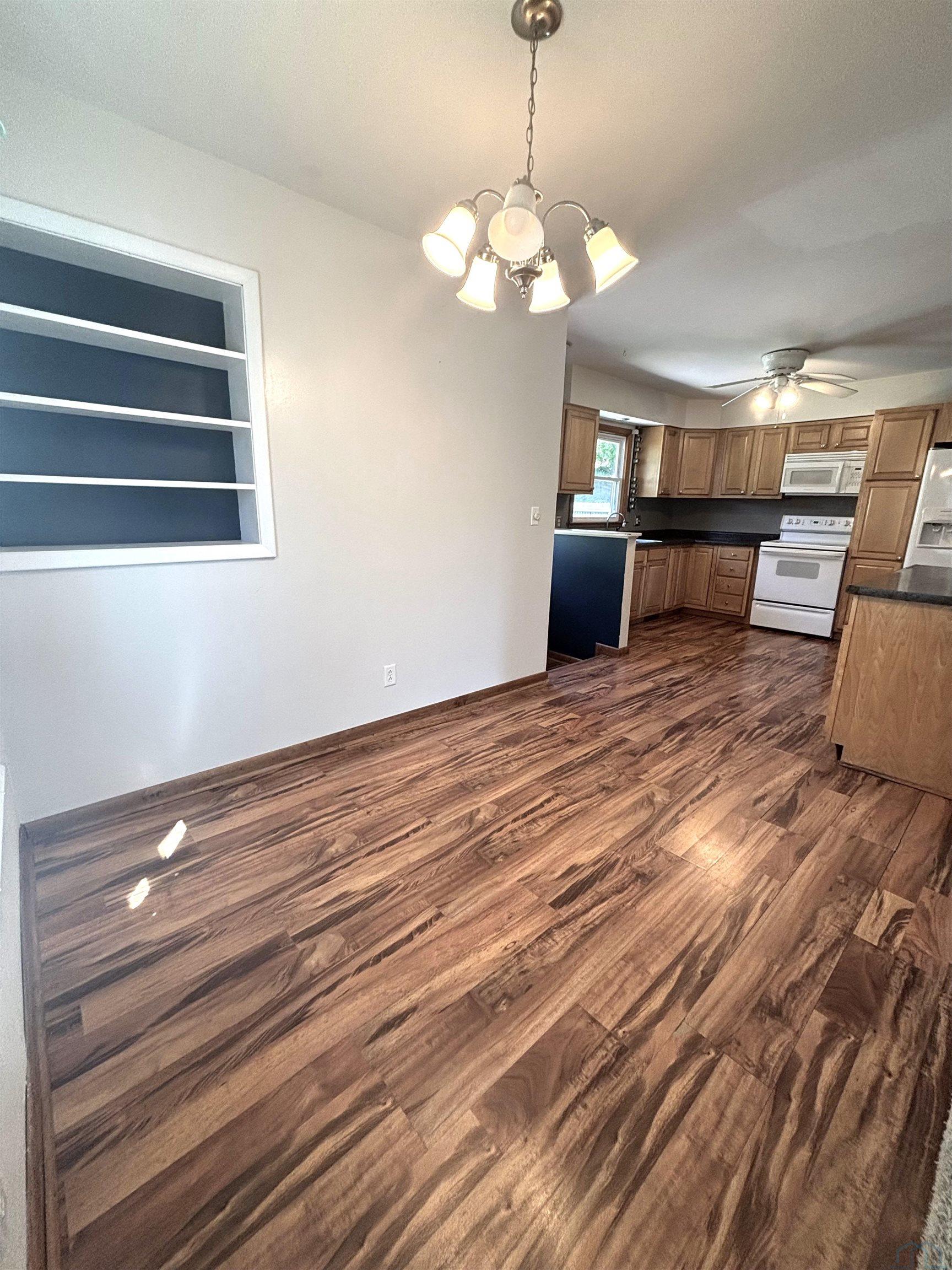 MLS #833693