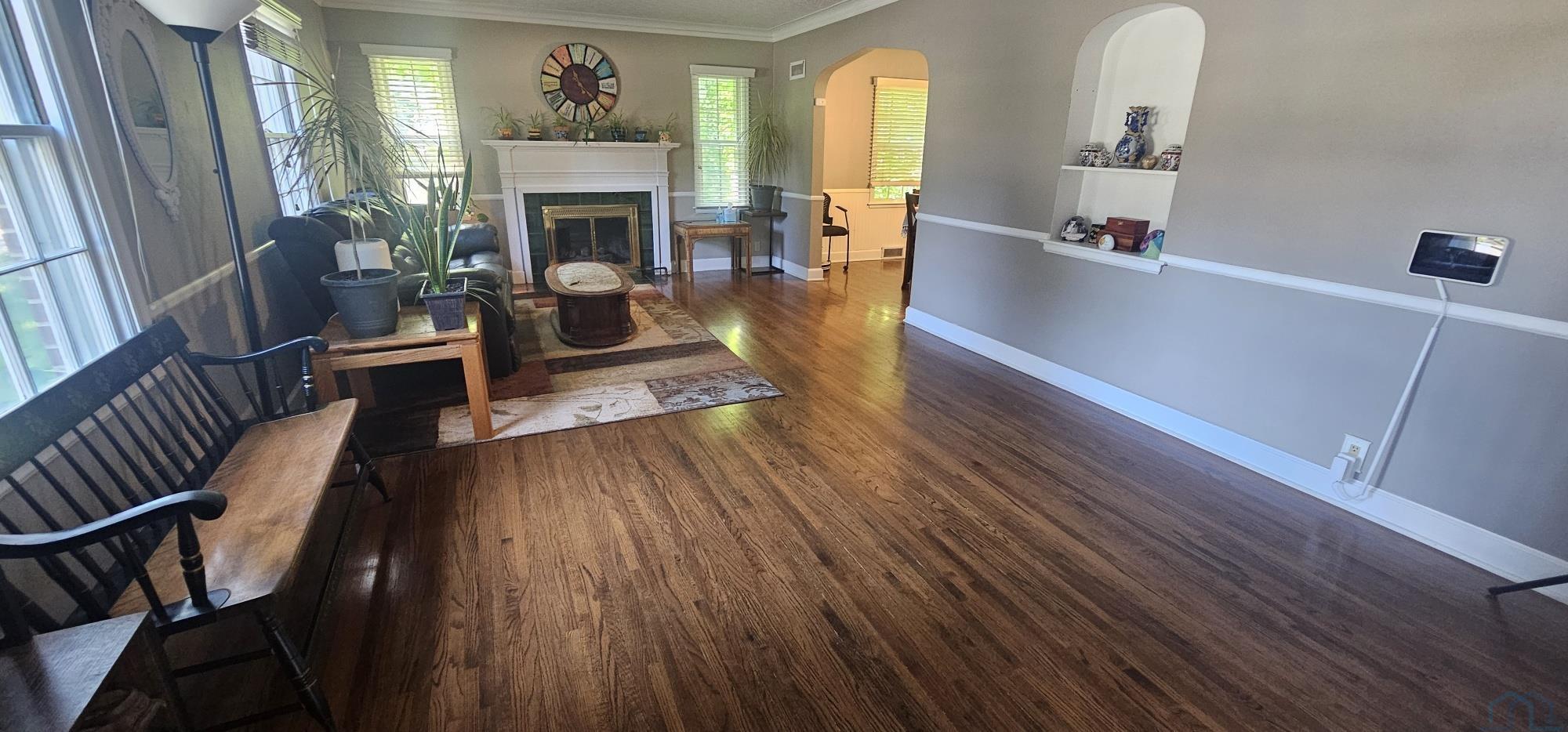 MLS #833694