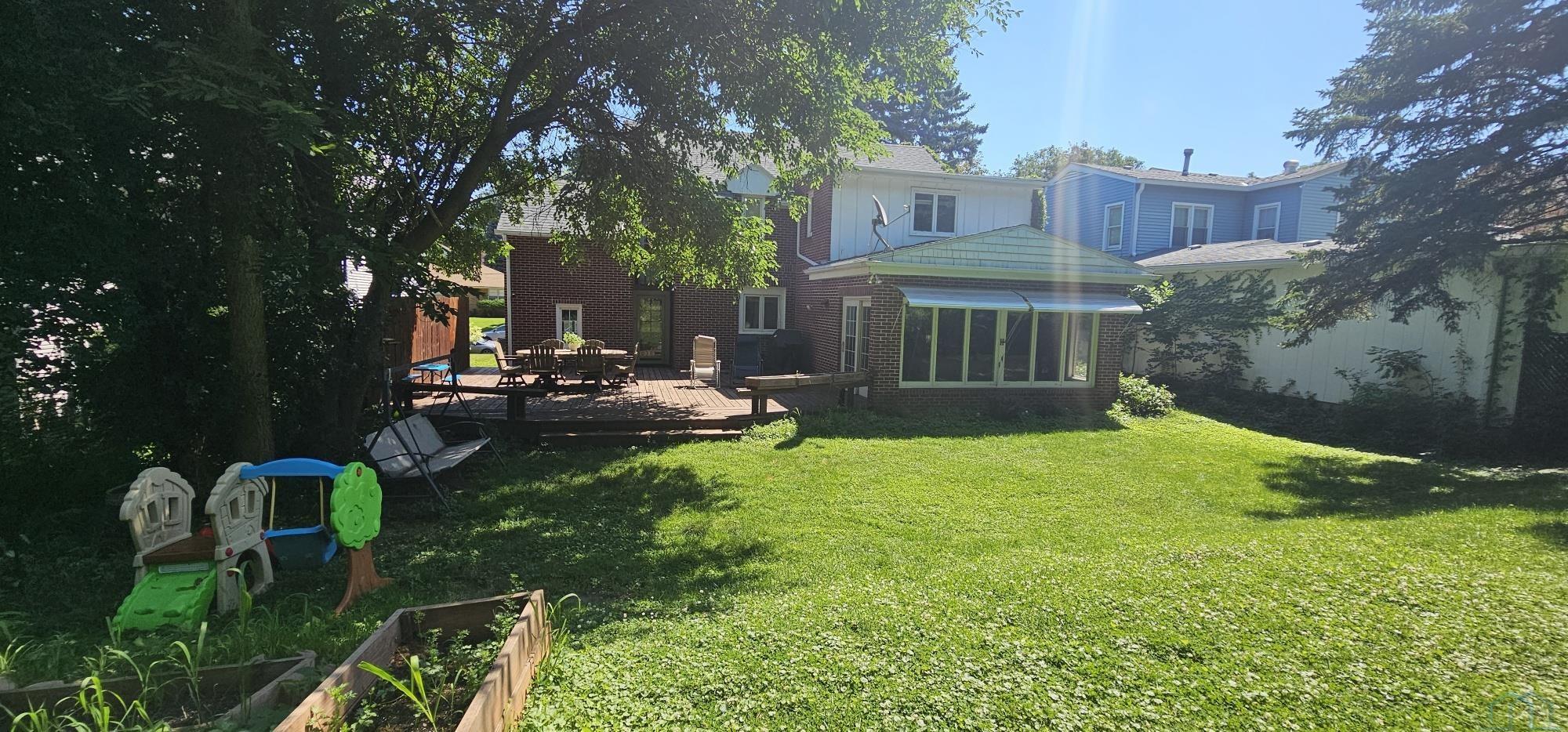 MLS #833694