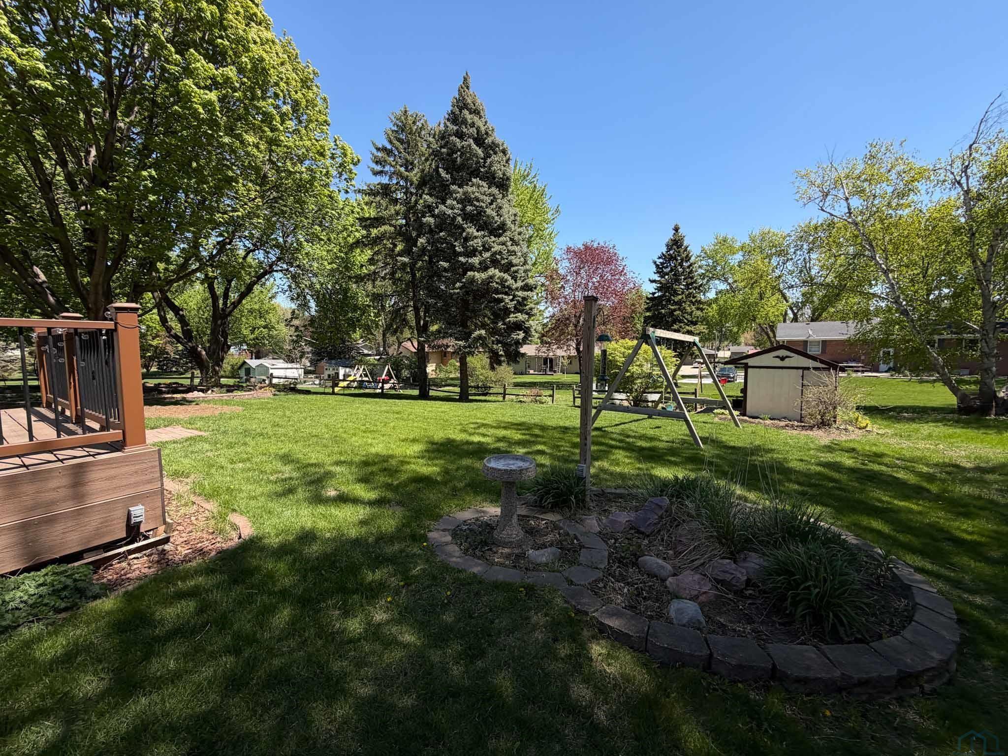 MLS #833695