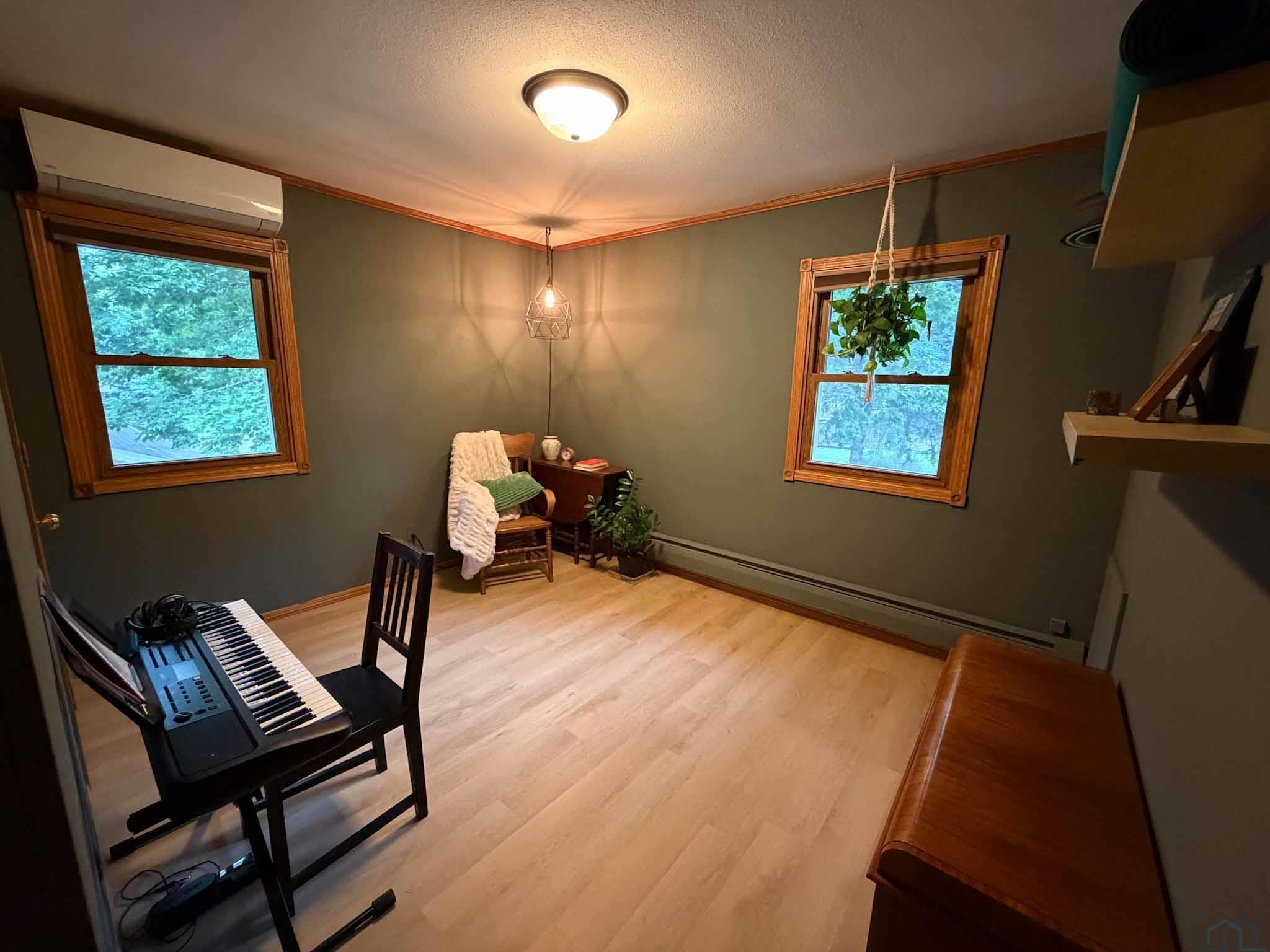 MLS #833695