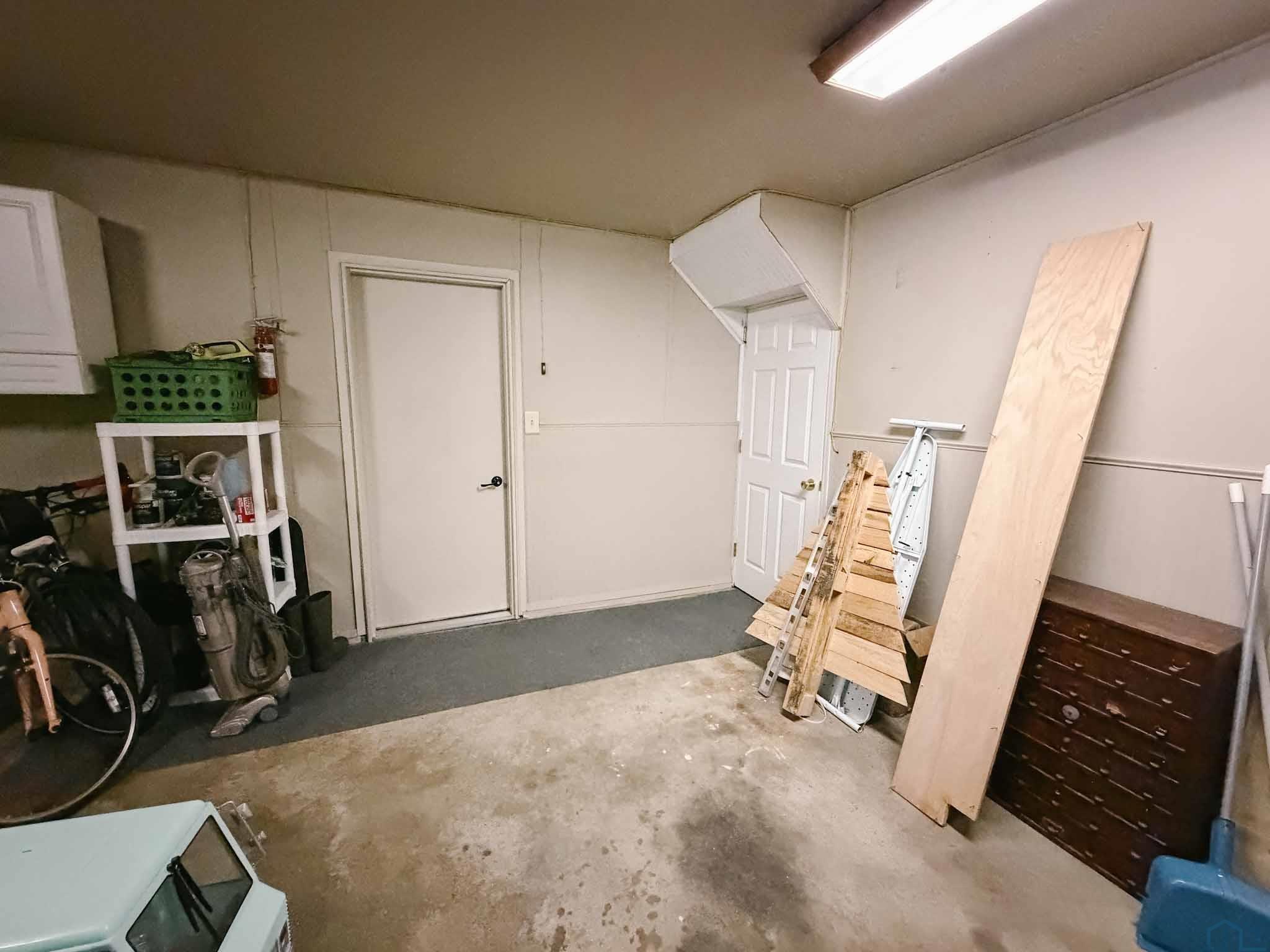 MLS #833695