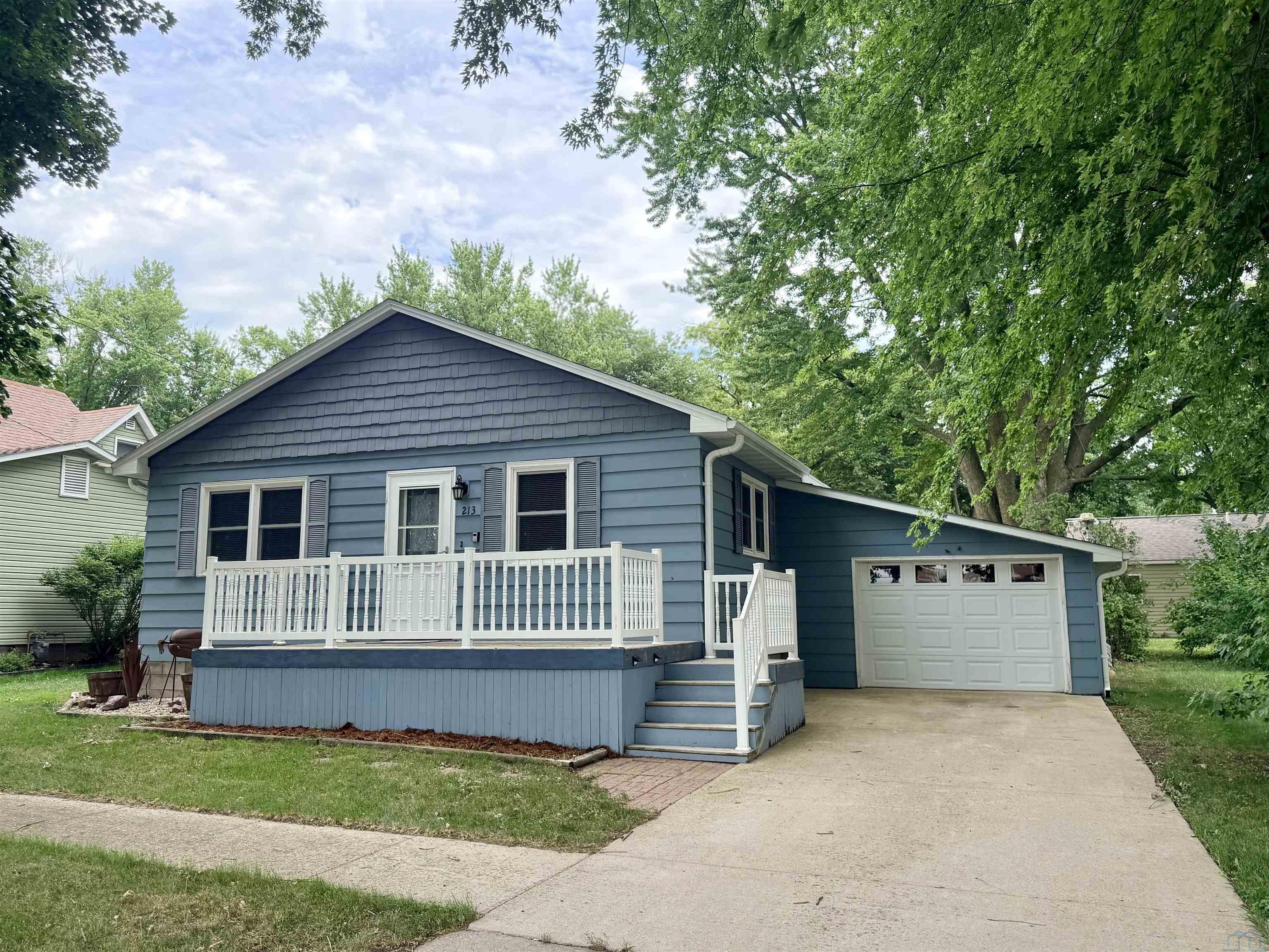 MLS #833705