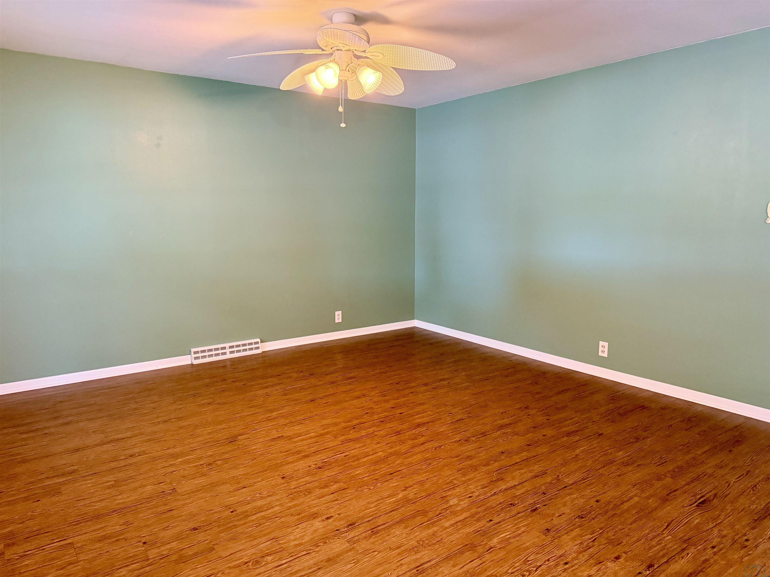 MLS #833705