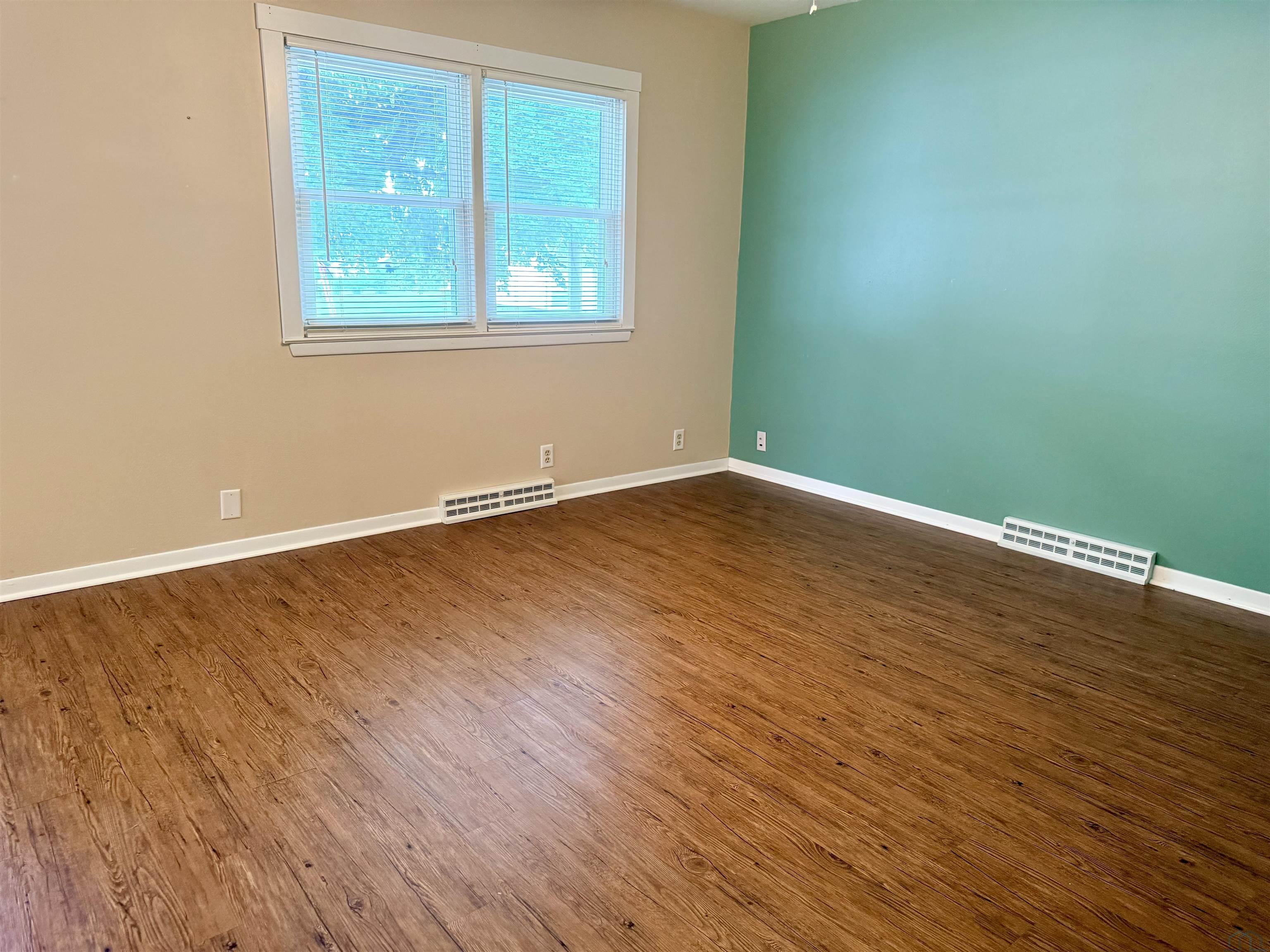 MLS #833705