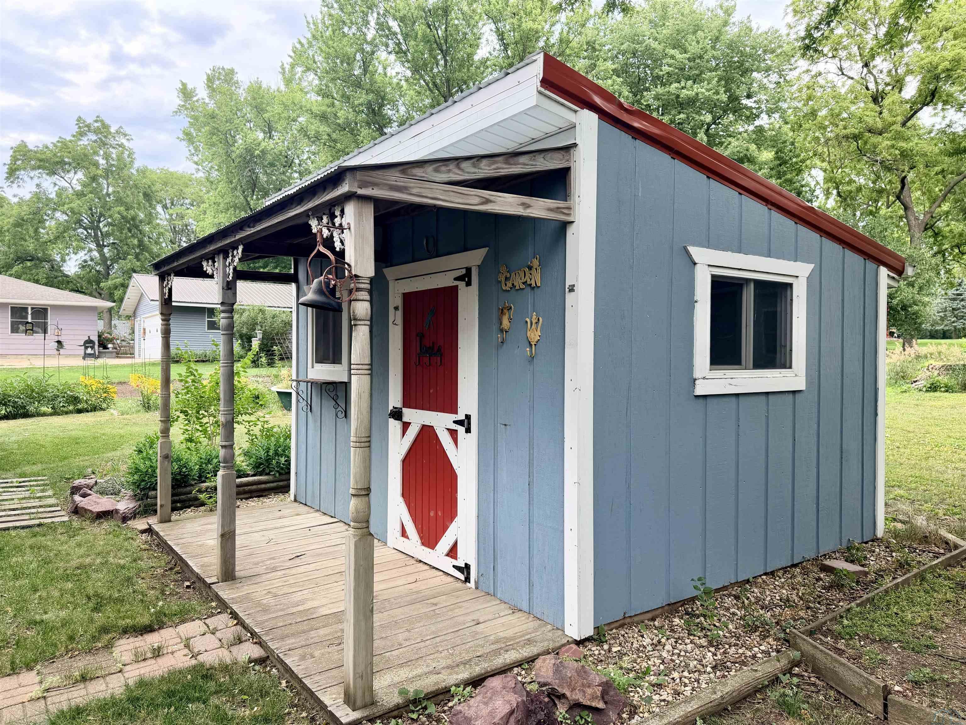 MLS #833705