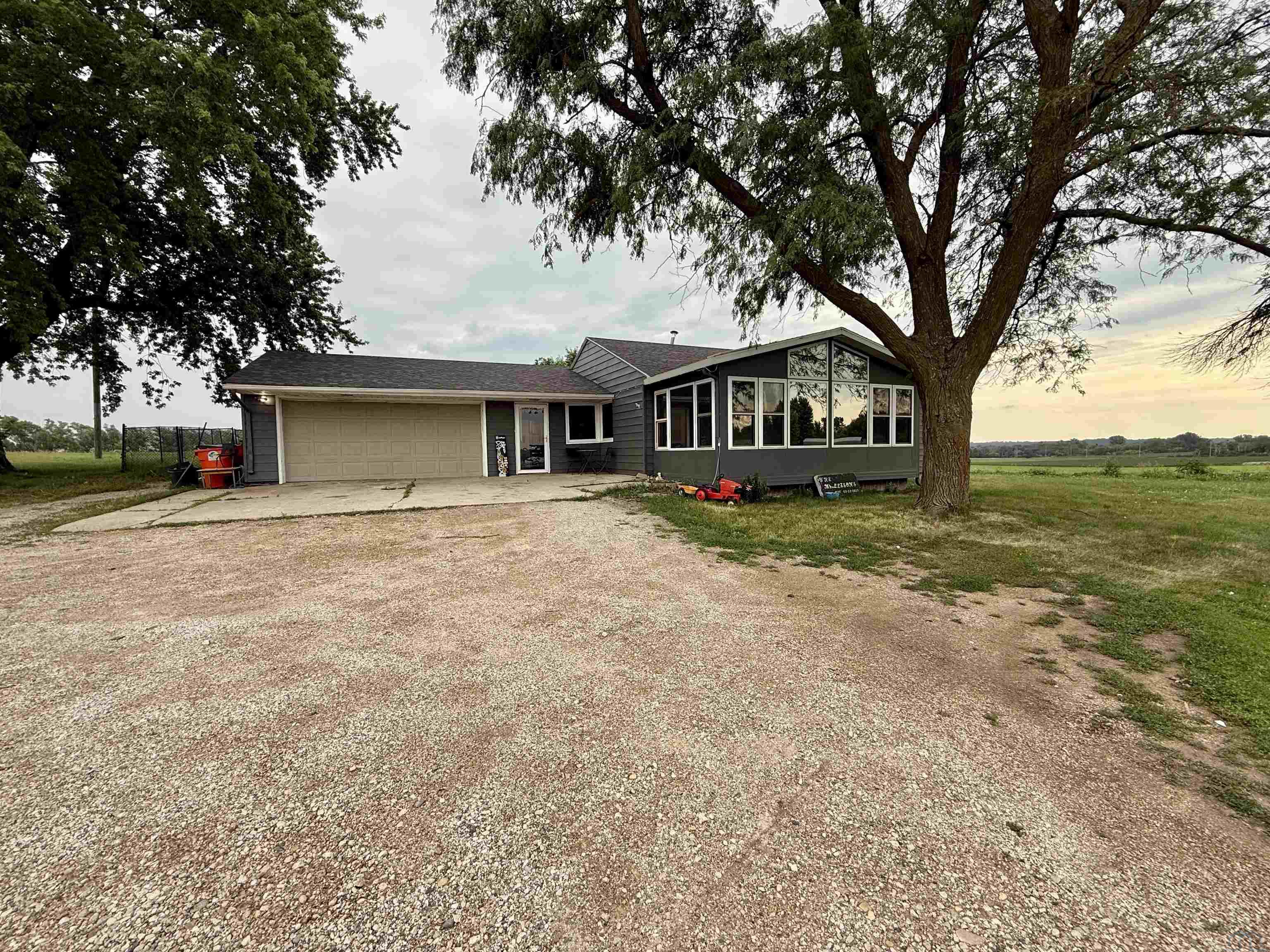 5081 HIGHWAY 3, Cherokee, IA 51012 