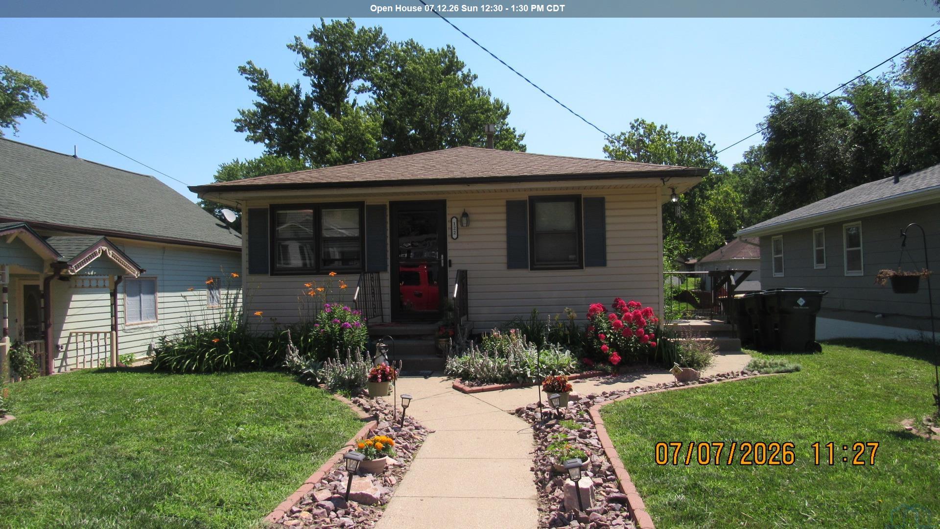 122 Casselman S, Sioux City, IA 51103 