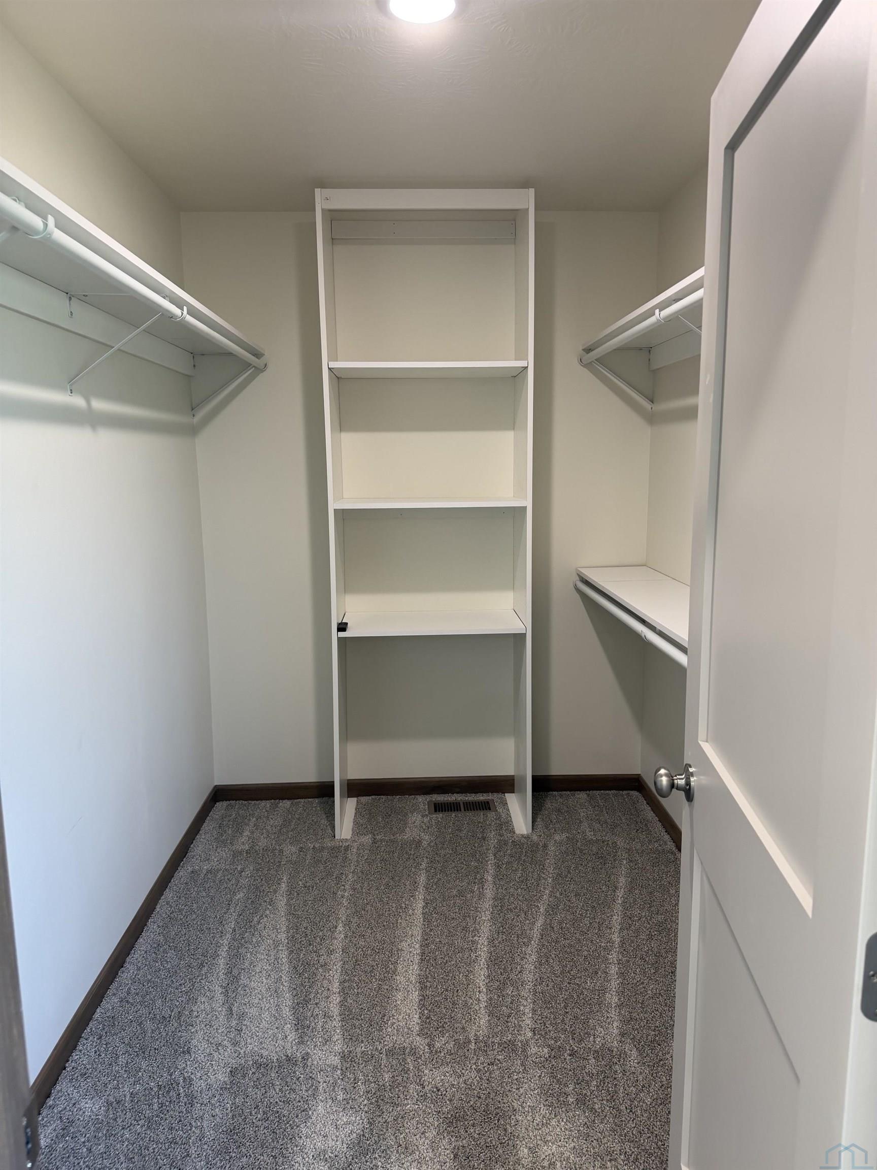 MLS #833723