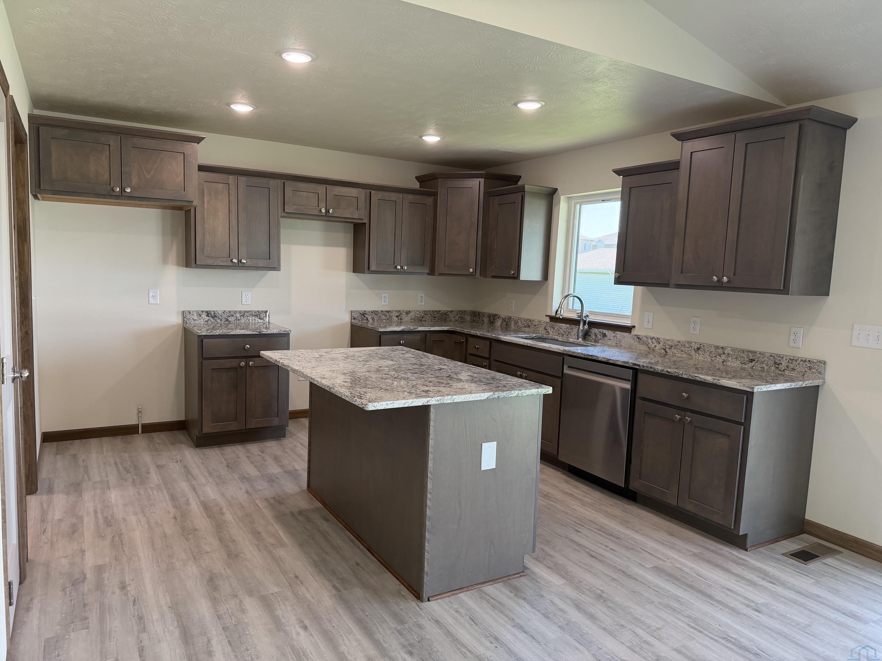 MLS #833723