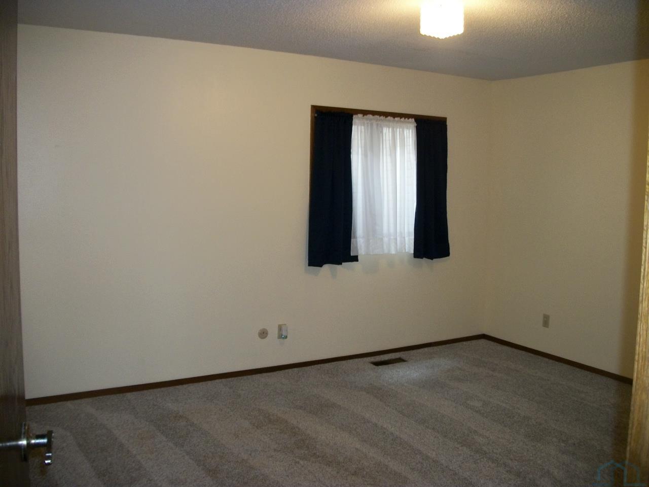 MLS #833725