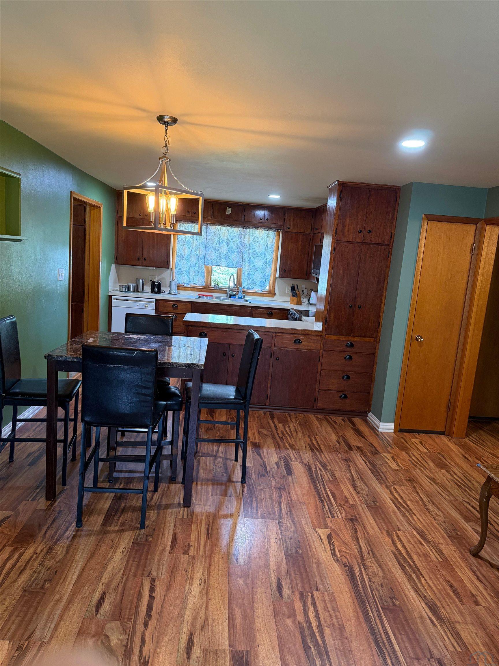 MLS #833733
