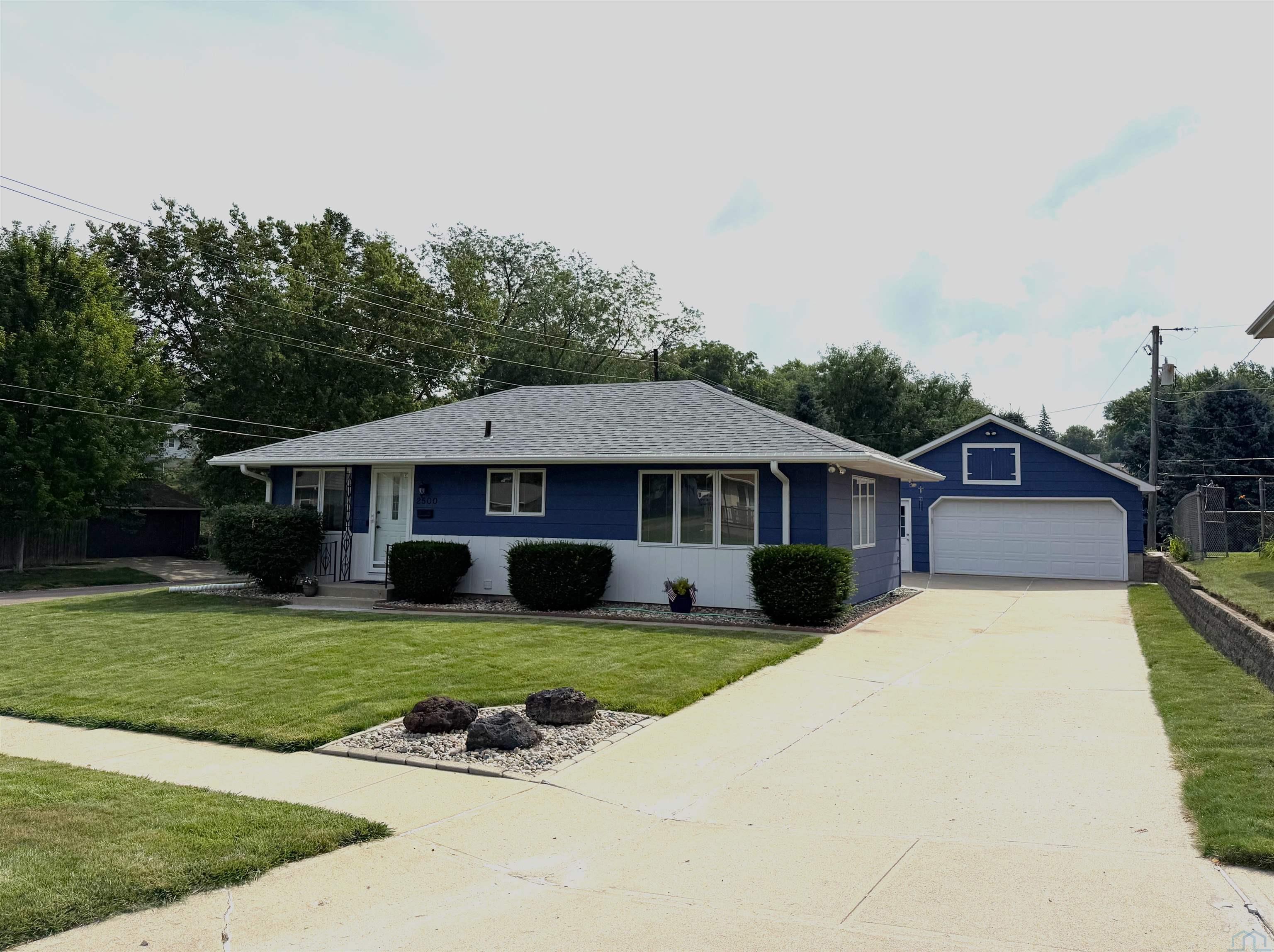 2500 Olive St. S, Sioux City, IA 51106 
