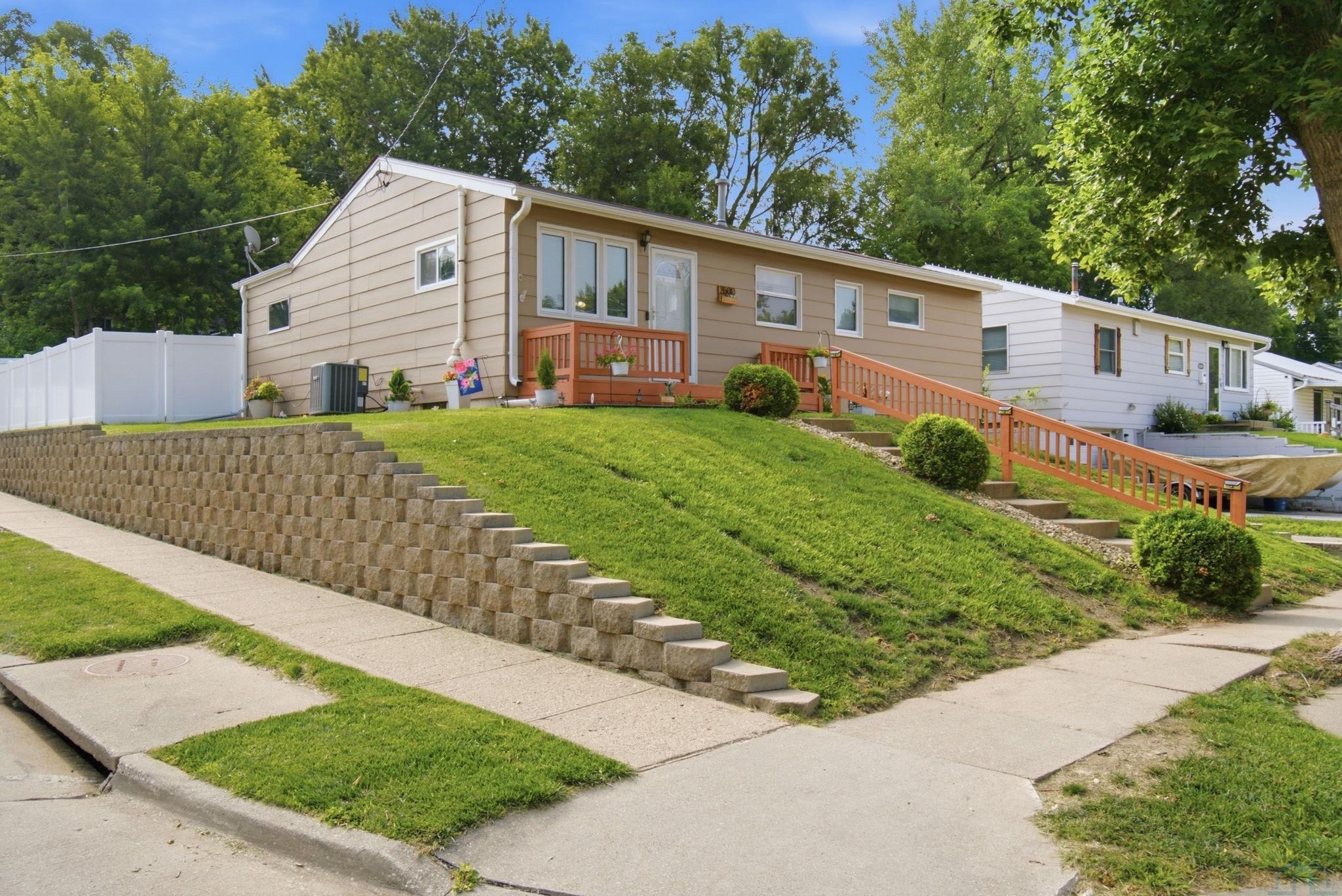 MLS #833740