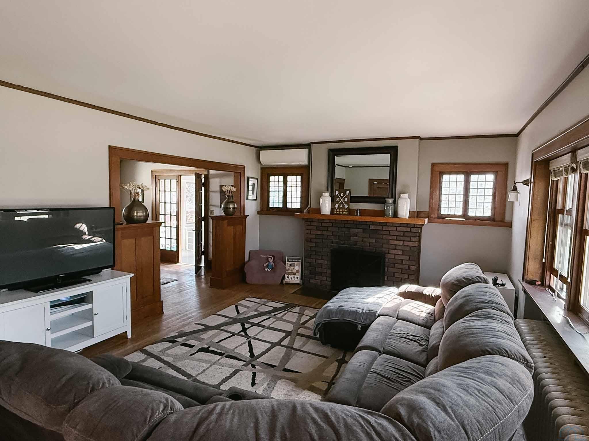 MLS #833745