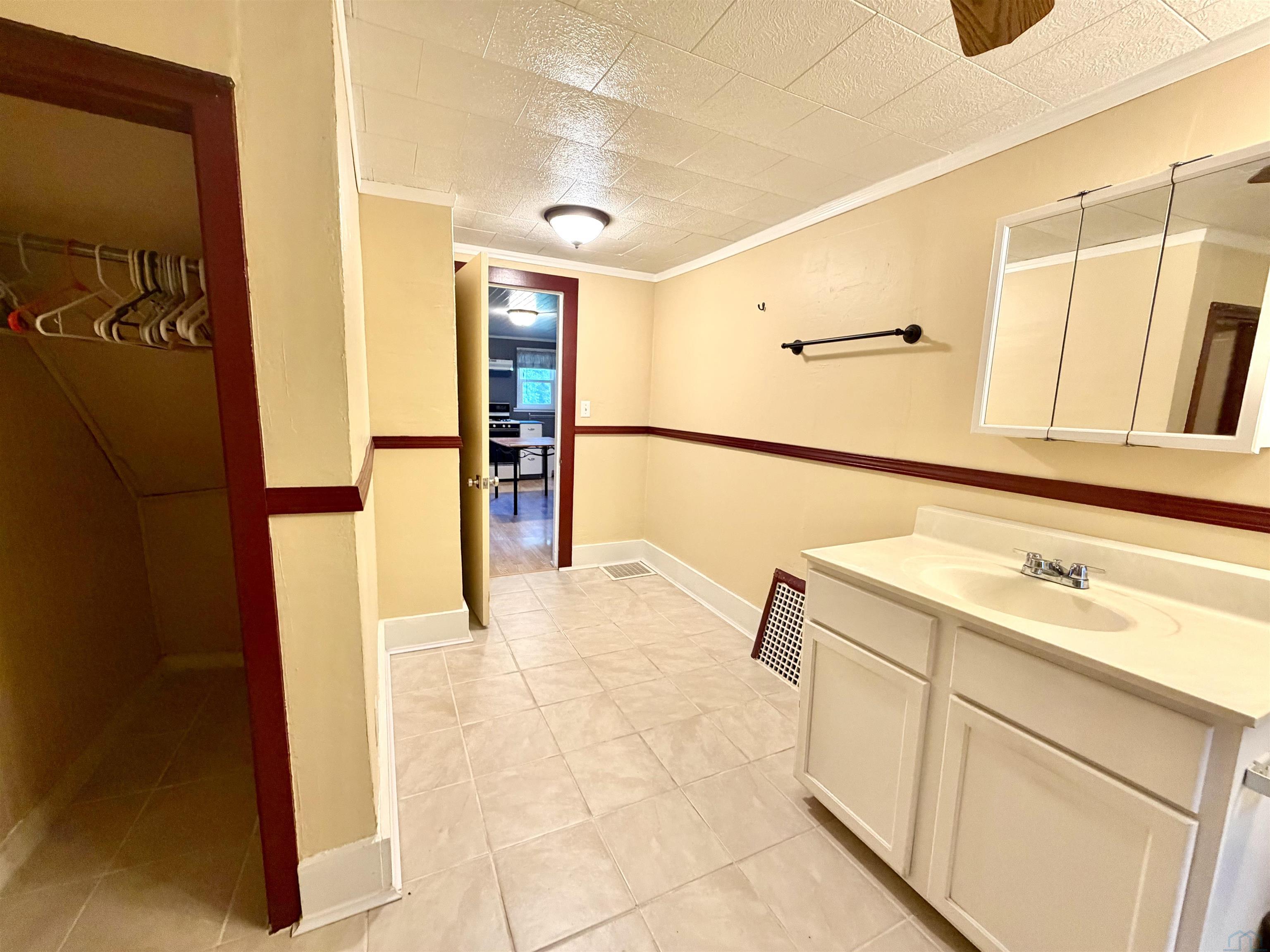 MLS #833748
