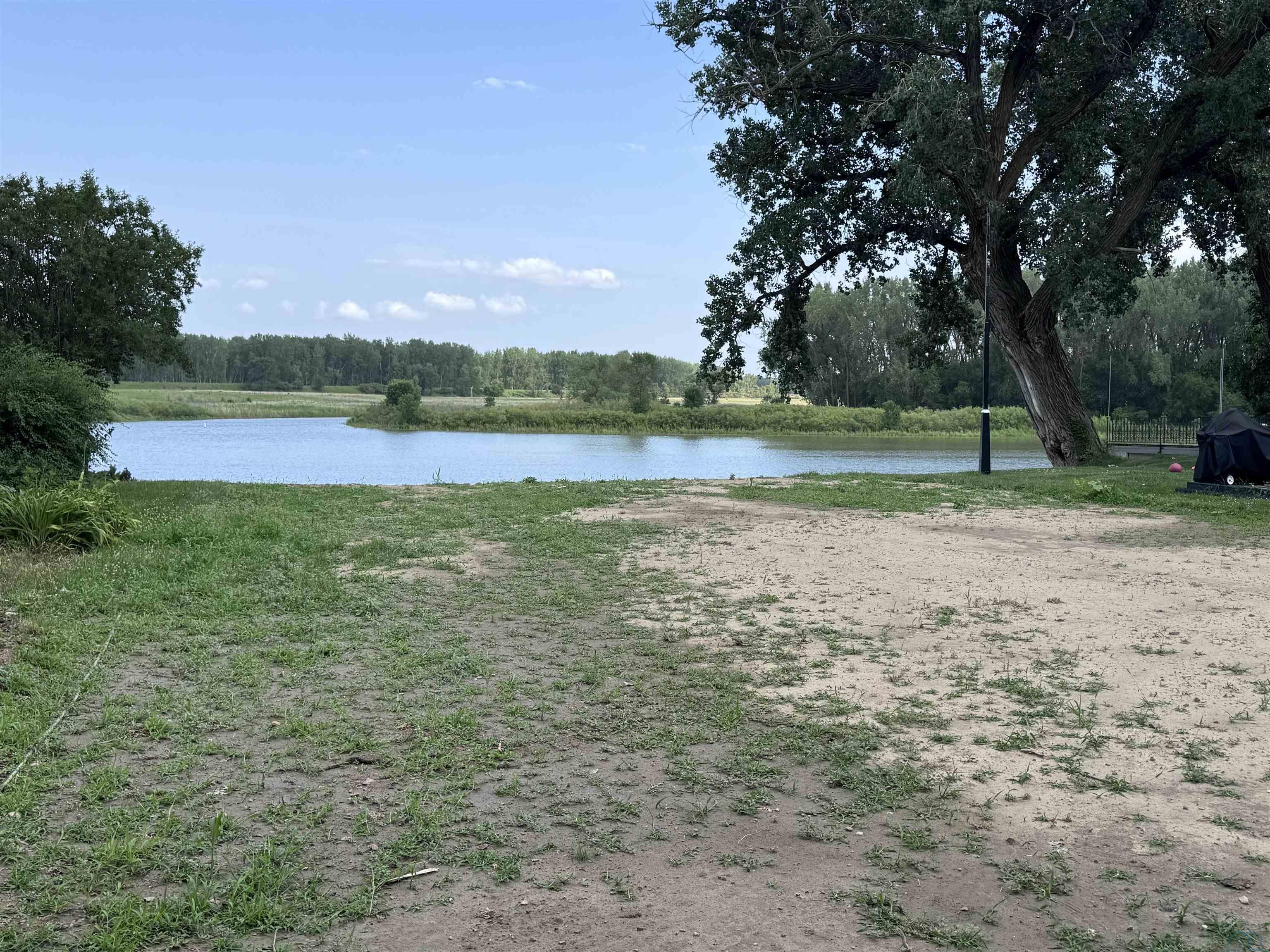 149 Suncoast Drive, McCook Lake, SD 57049 