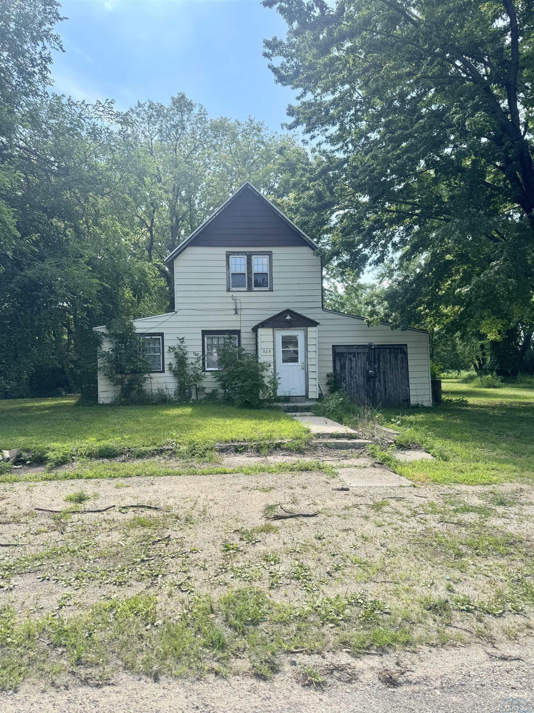 305 SHERMAN ST N, Marathon, IA 50565 