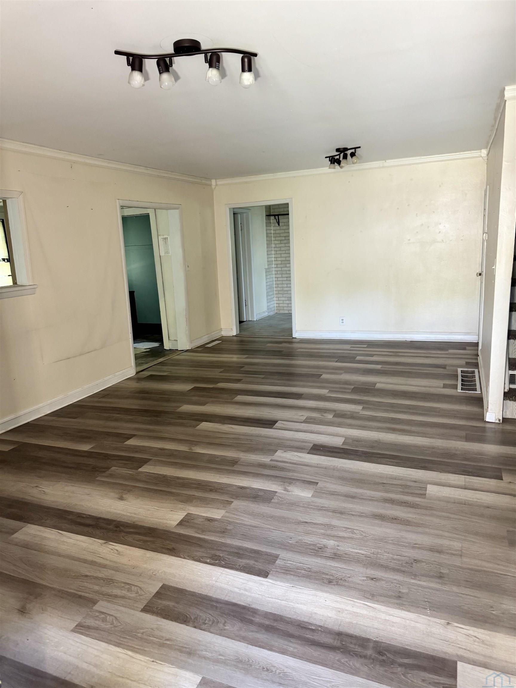 MLS #833757