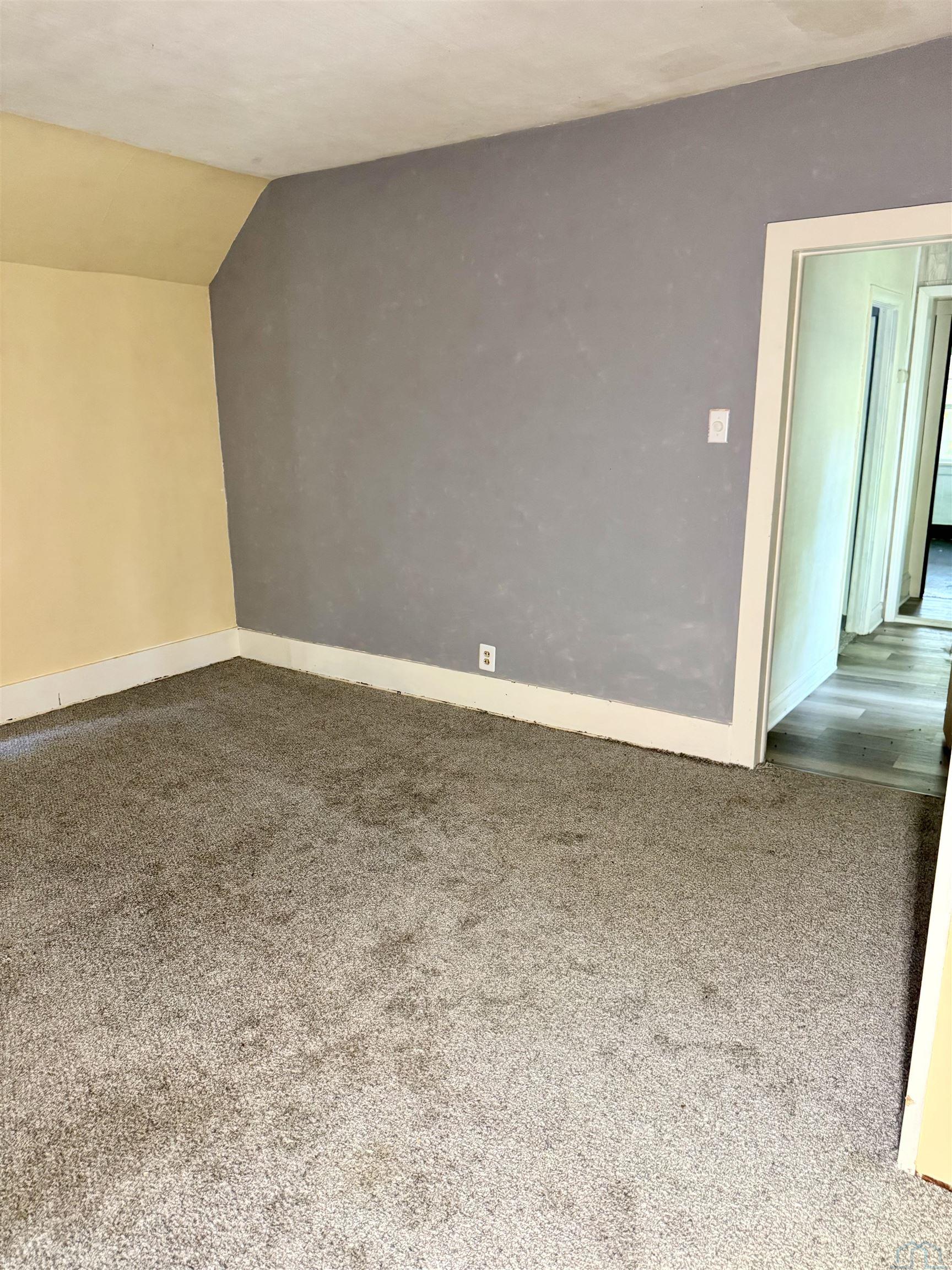MLS #833757