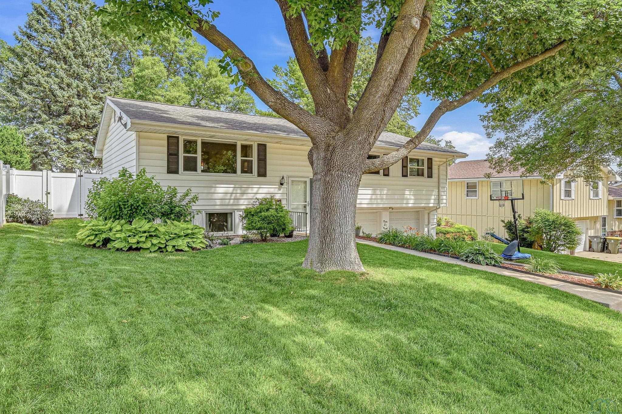 3620 Pawnee Place, Sioux City, IA 51104 