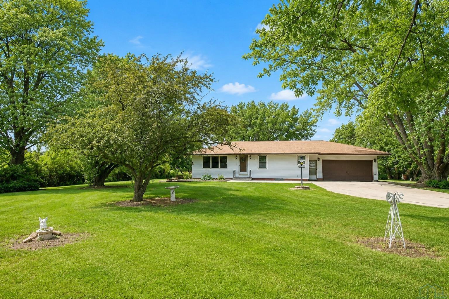 489 Hwy 35, Dakota City, NE 68731 