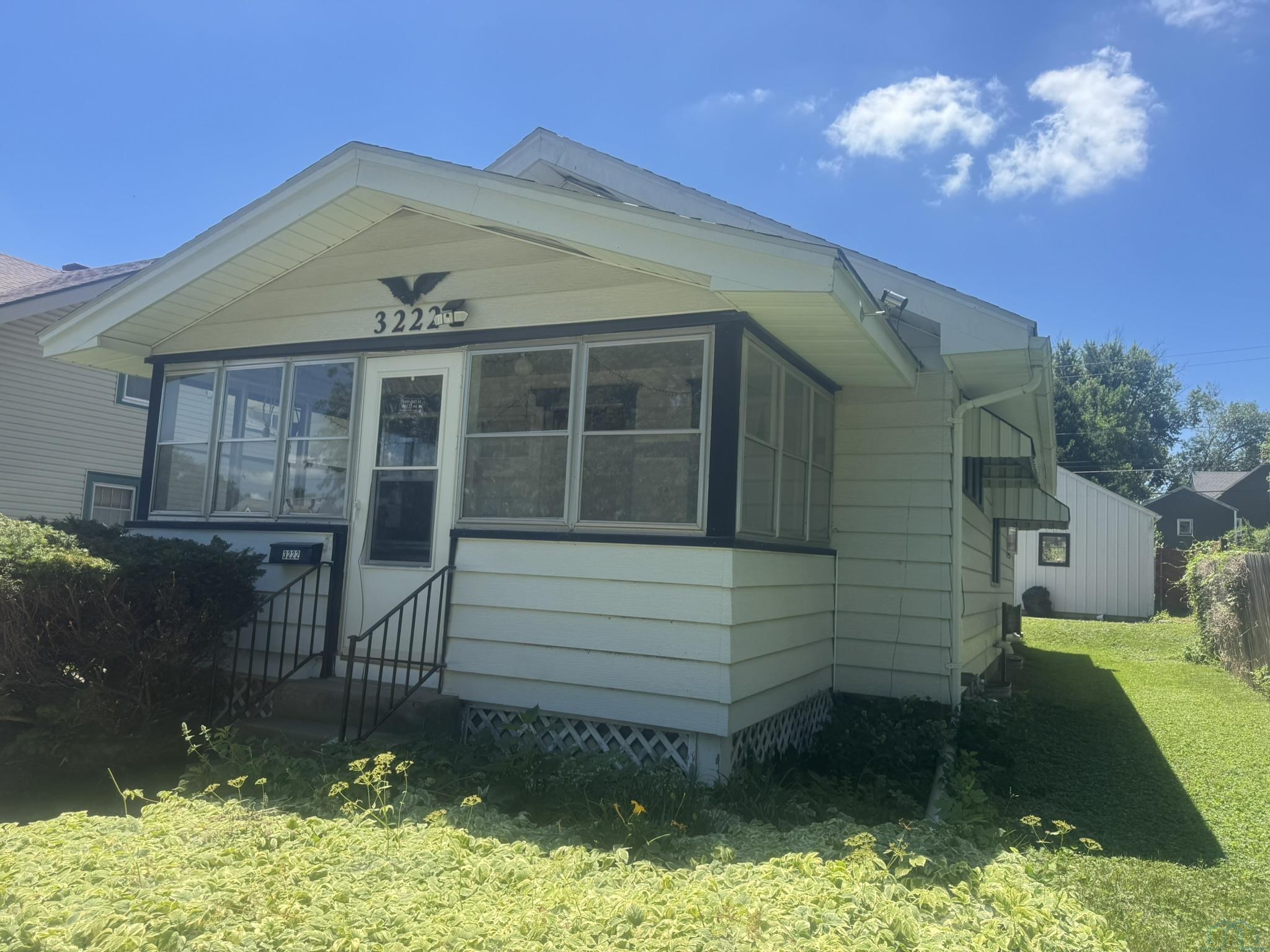 3222 4th Ave Place, Sioux City, IA 51106 