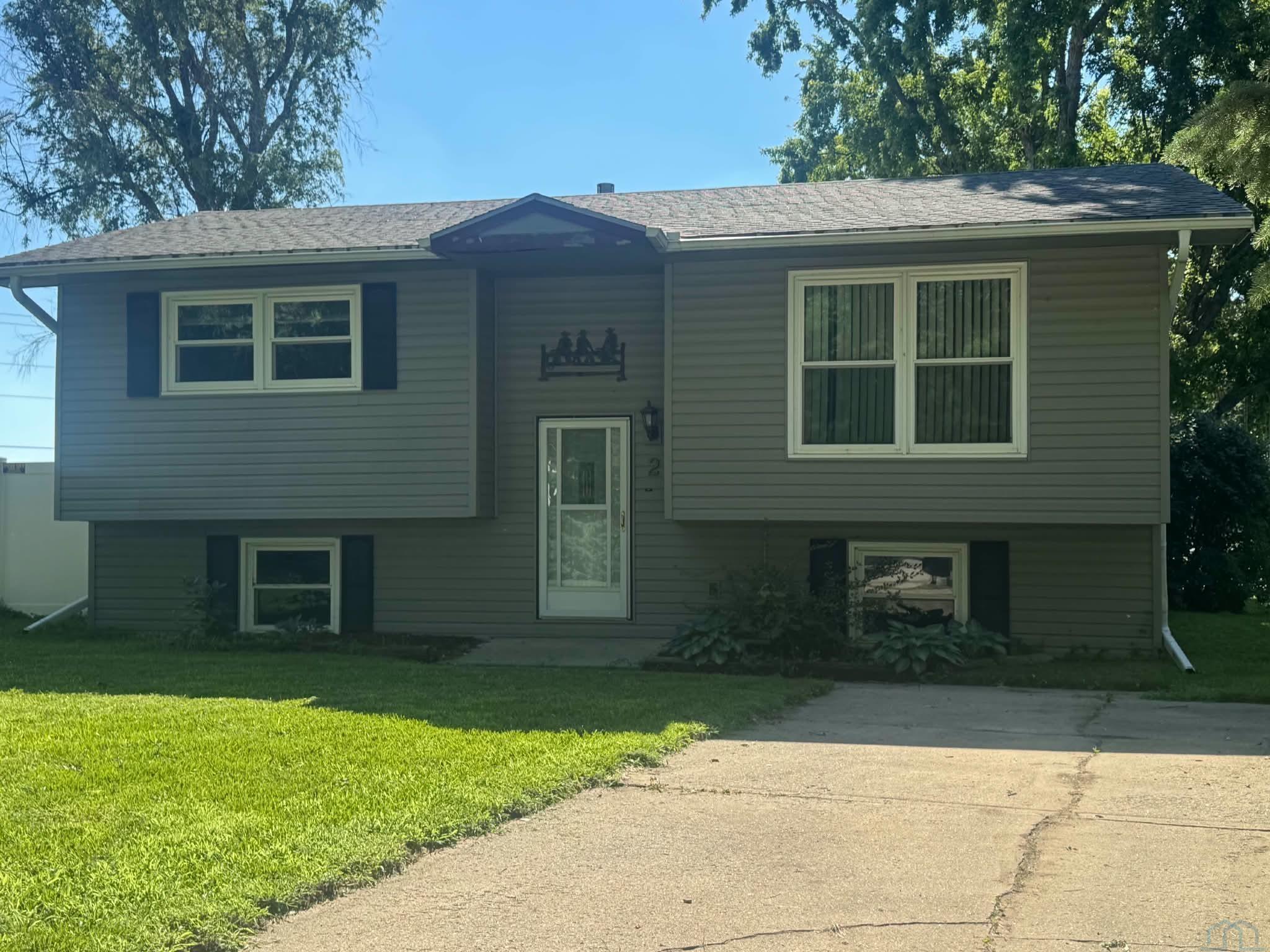 2 Union Court, McCook Lake, SD 57049 