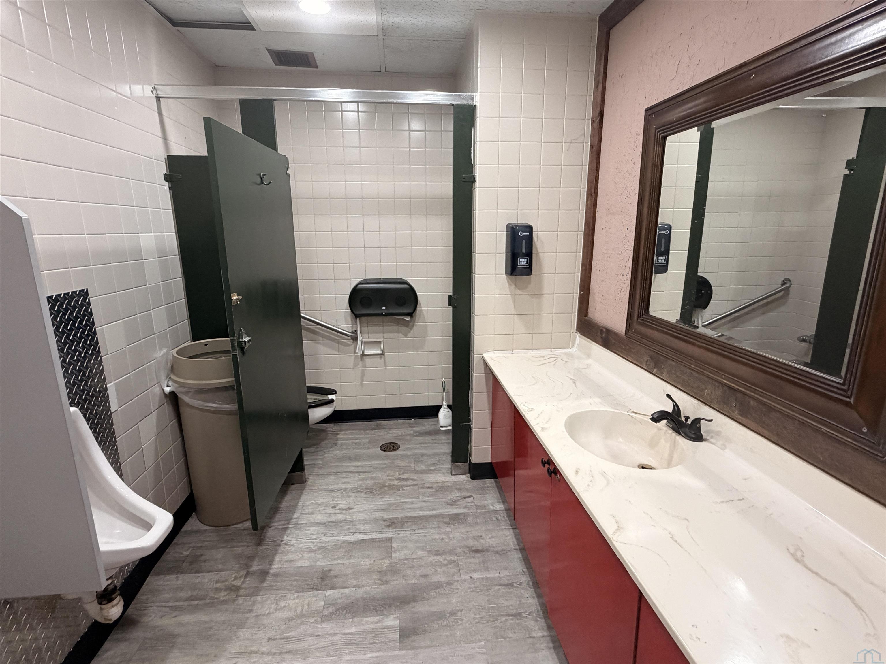 MLS #833890