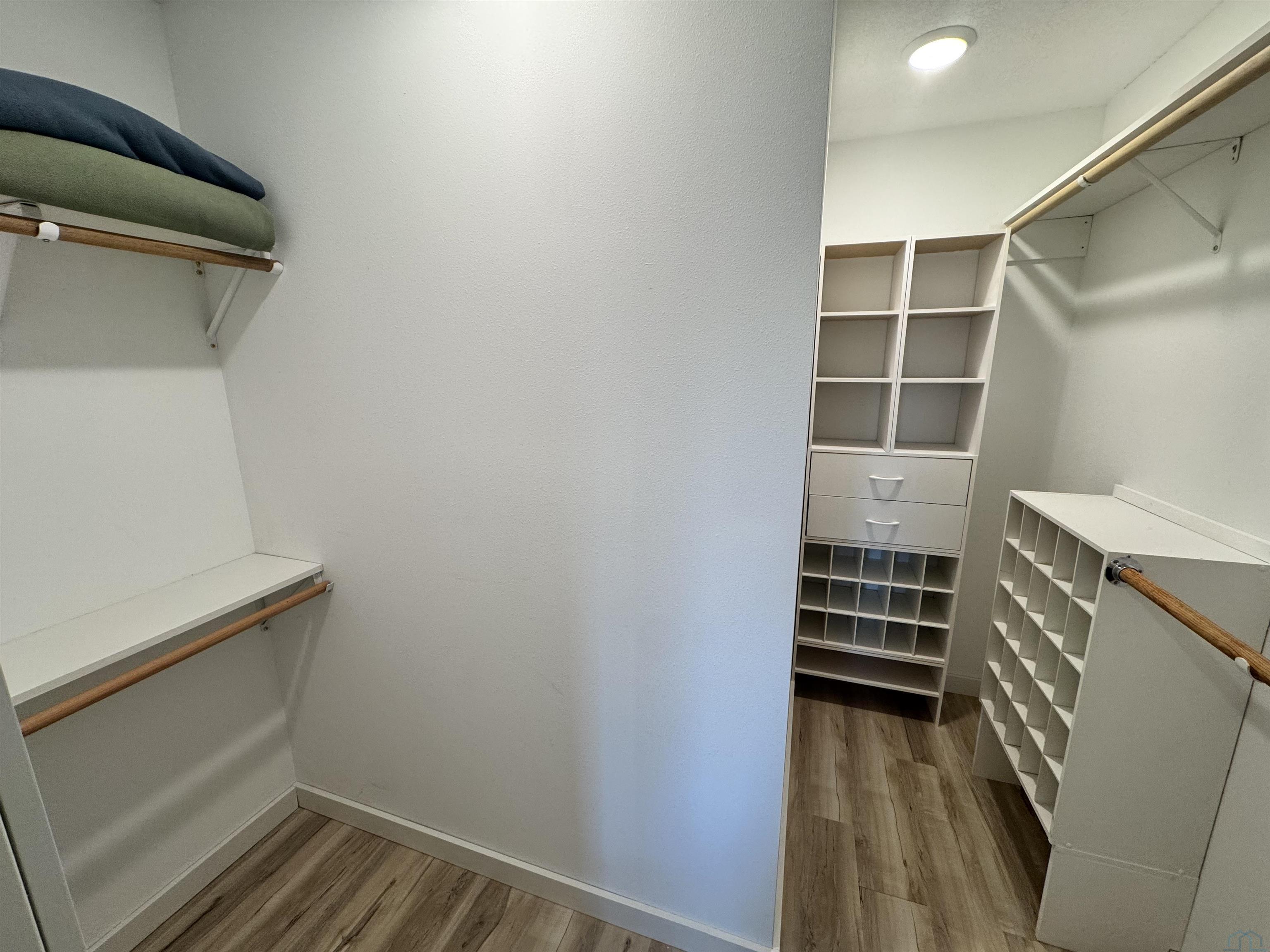 MLS #833903