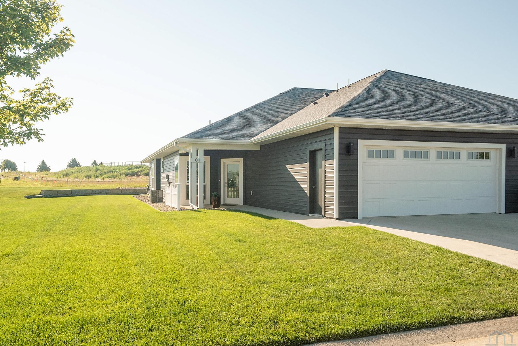 1420 Canal Dr						  						 , Orange City						 , IA						  51041						  