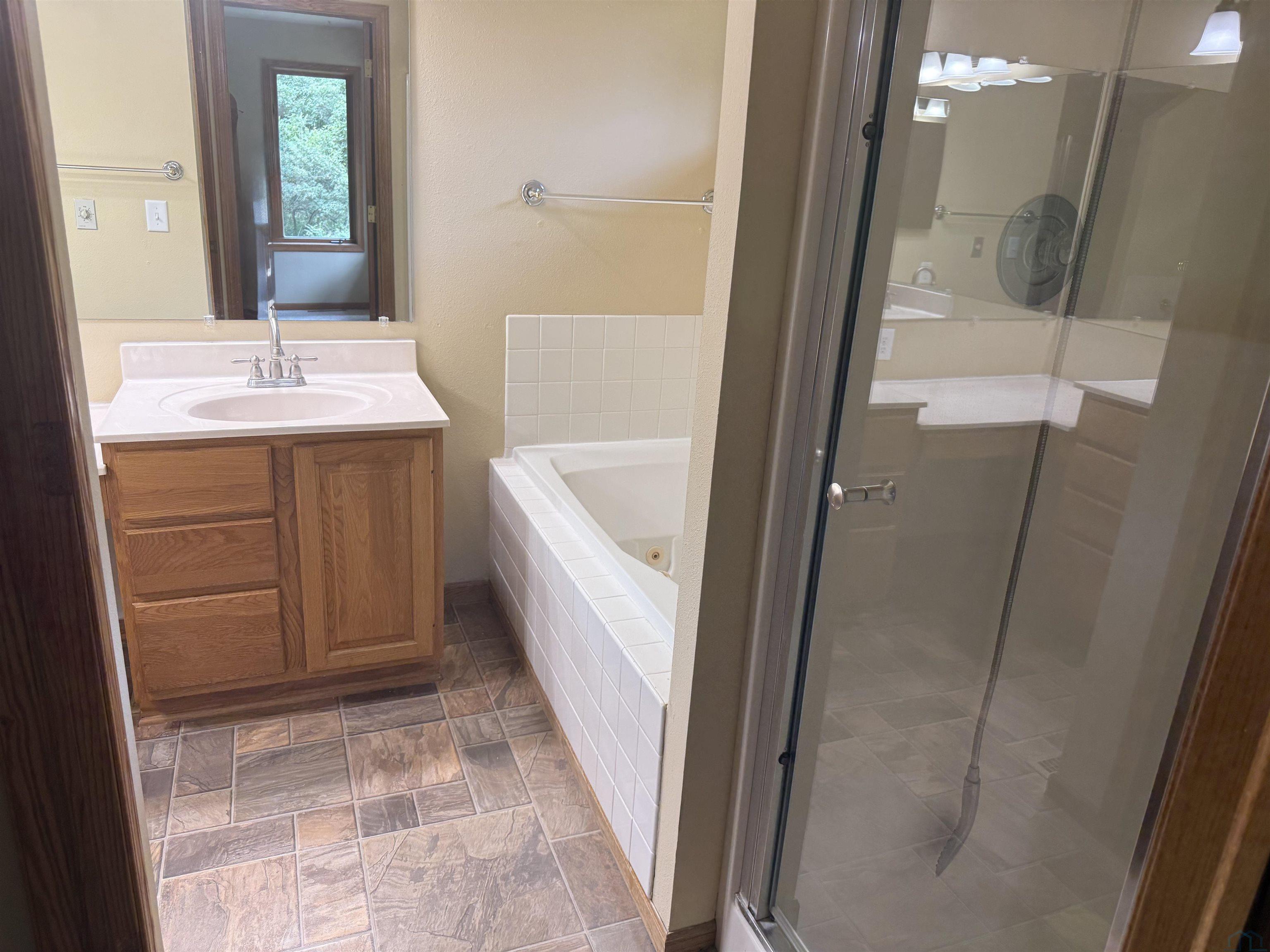 MLS #833937