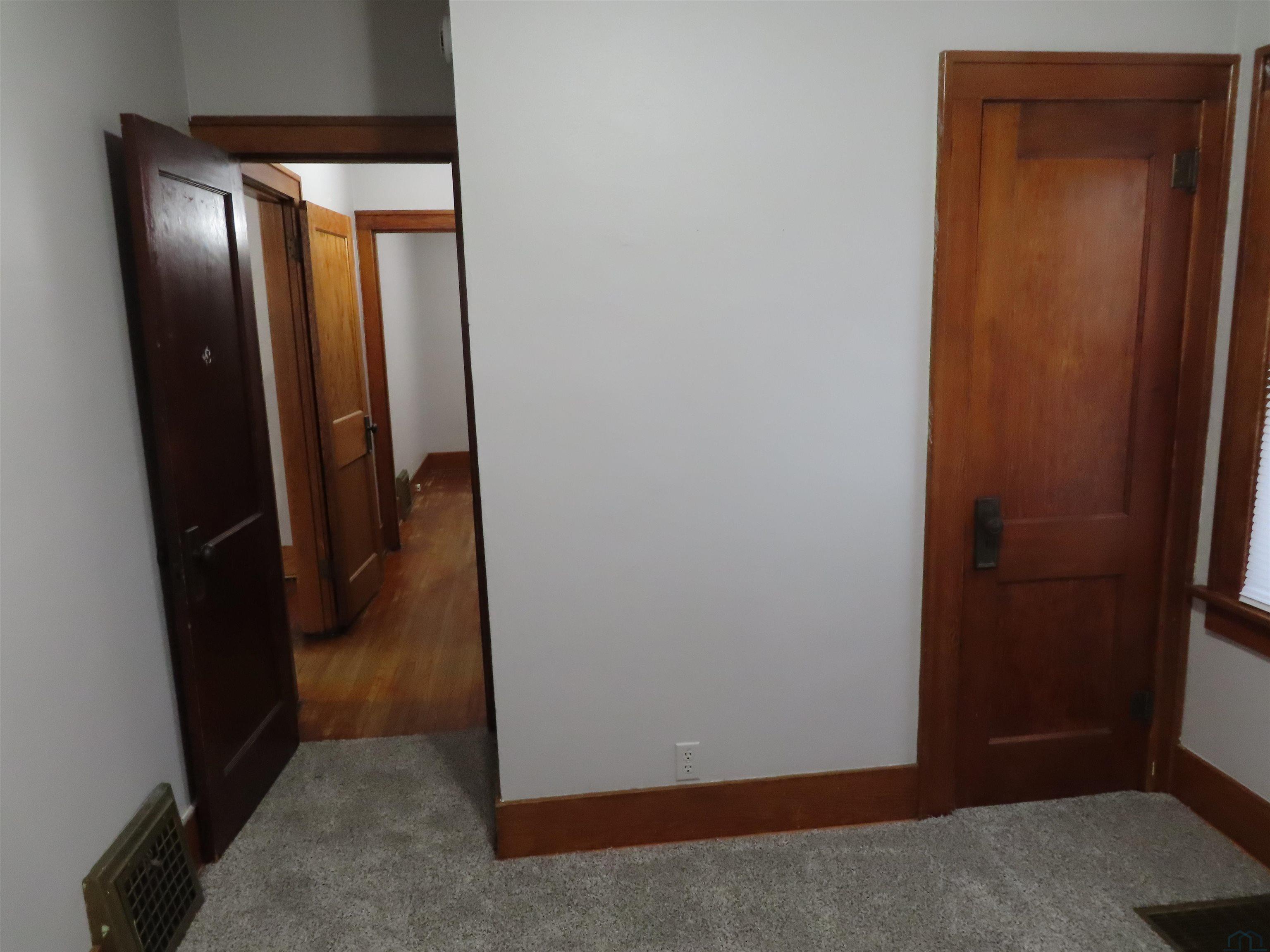 MLS #833943