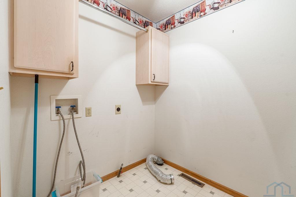 MLS #833944