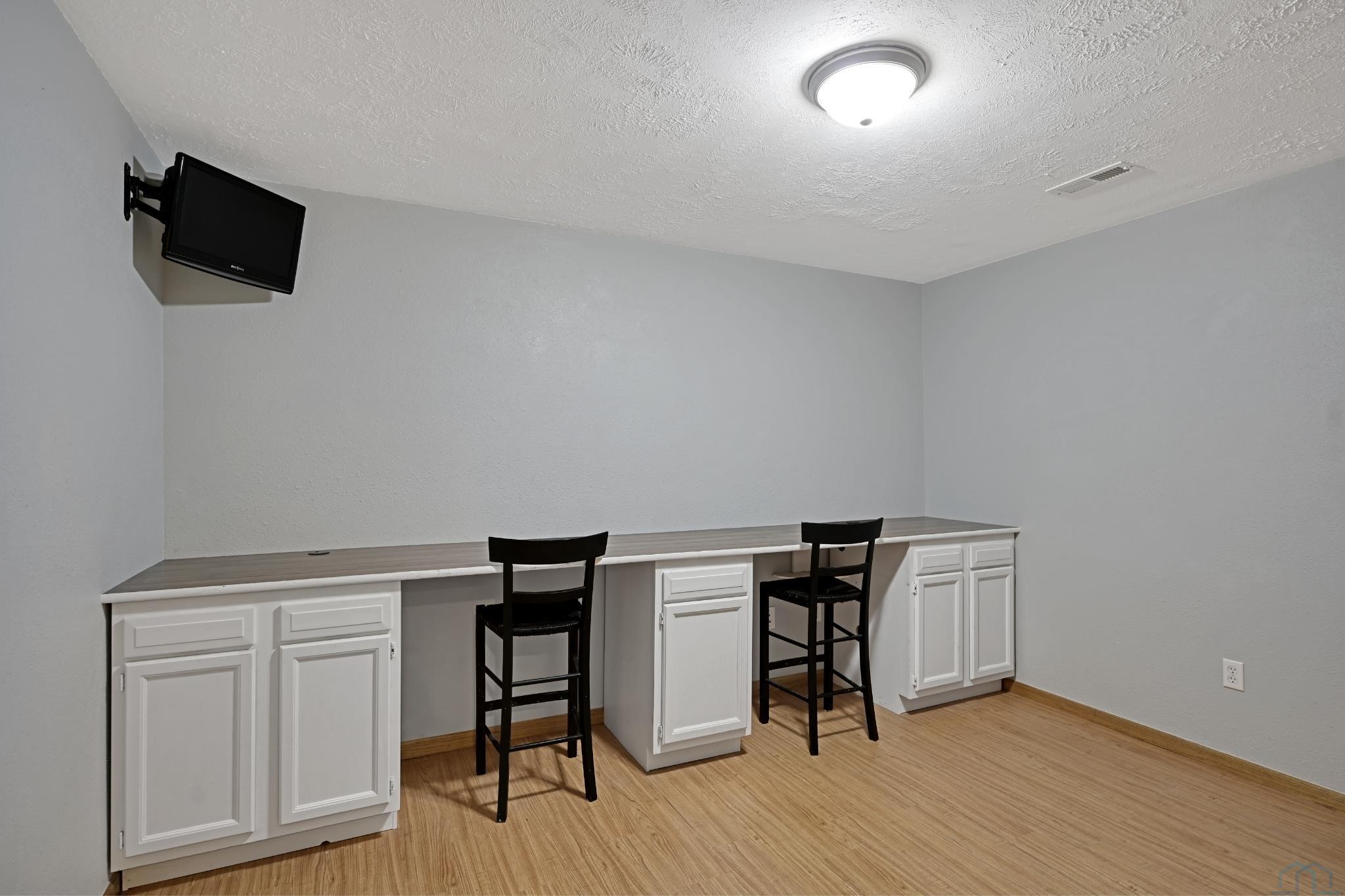 MLS #833948