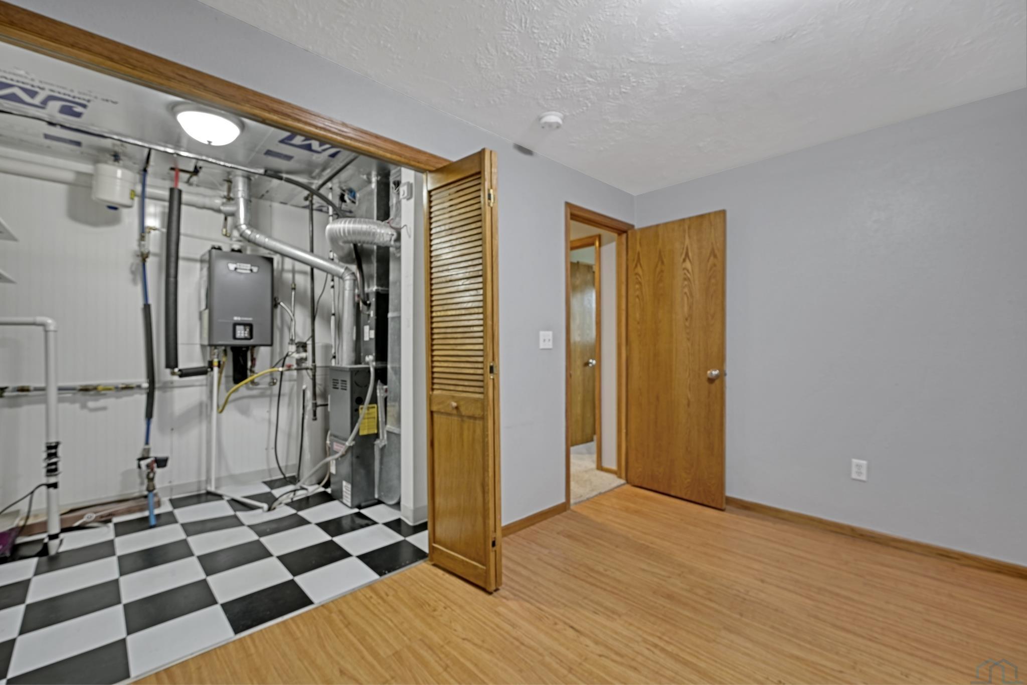 MLS #833948
