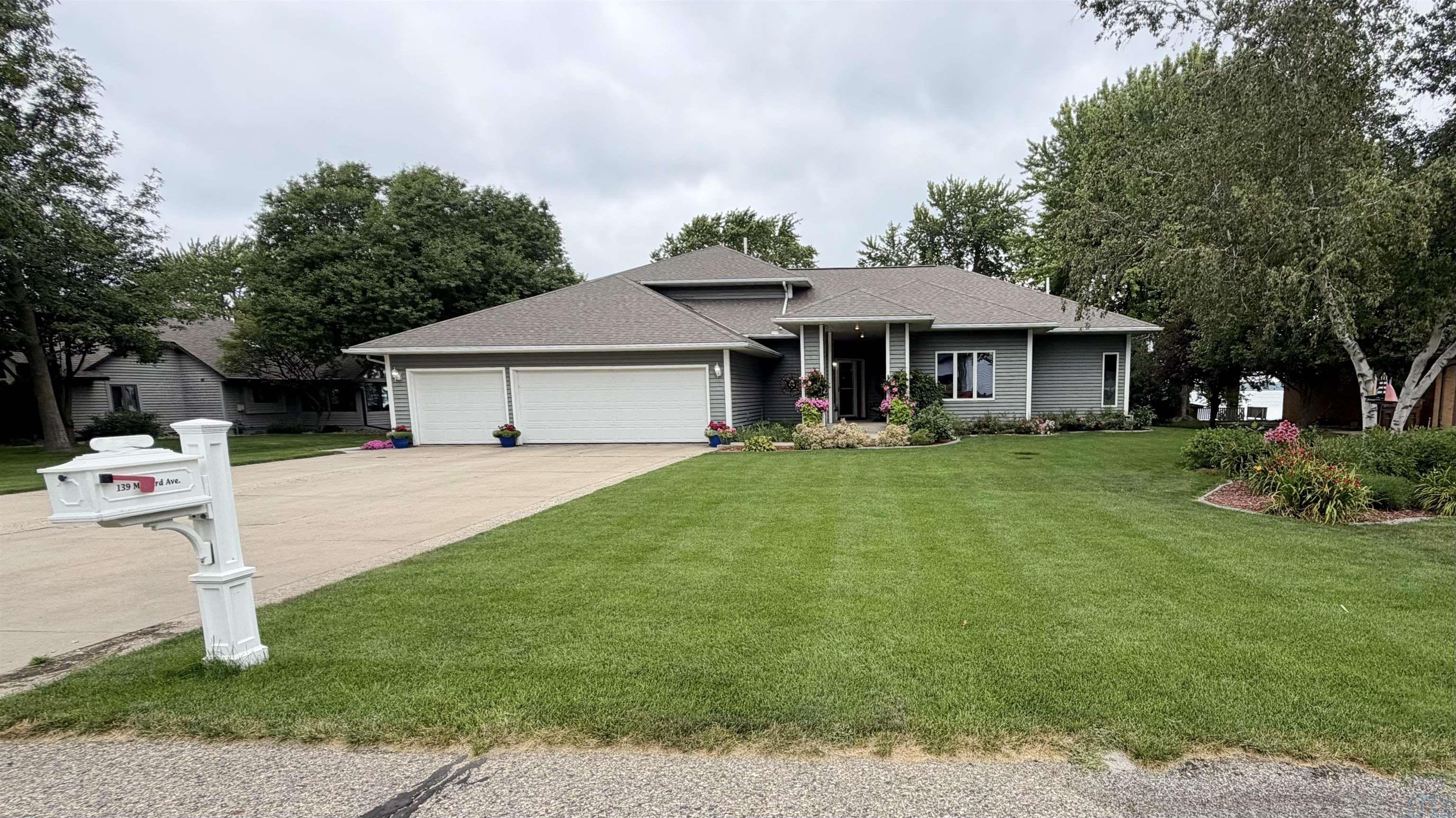 139 MALLARD AVE, Storm Lake, IA 50588 