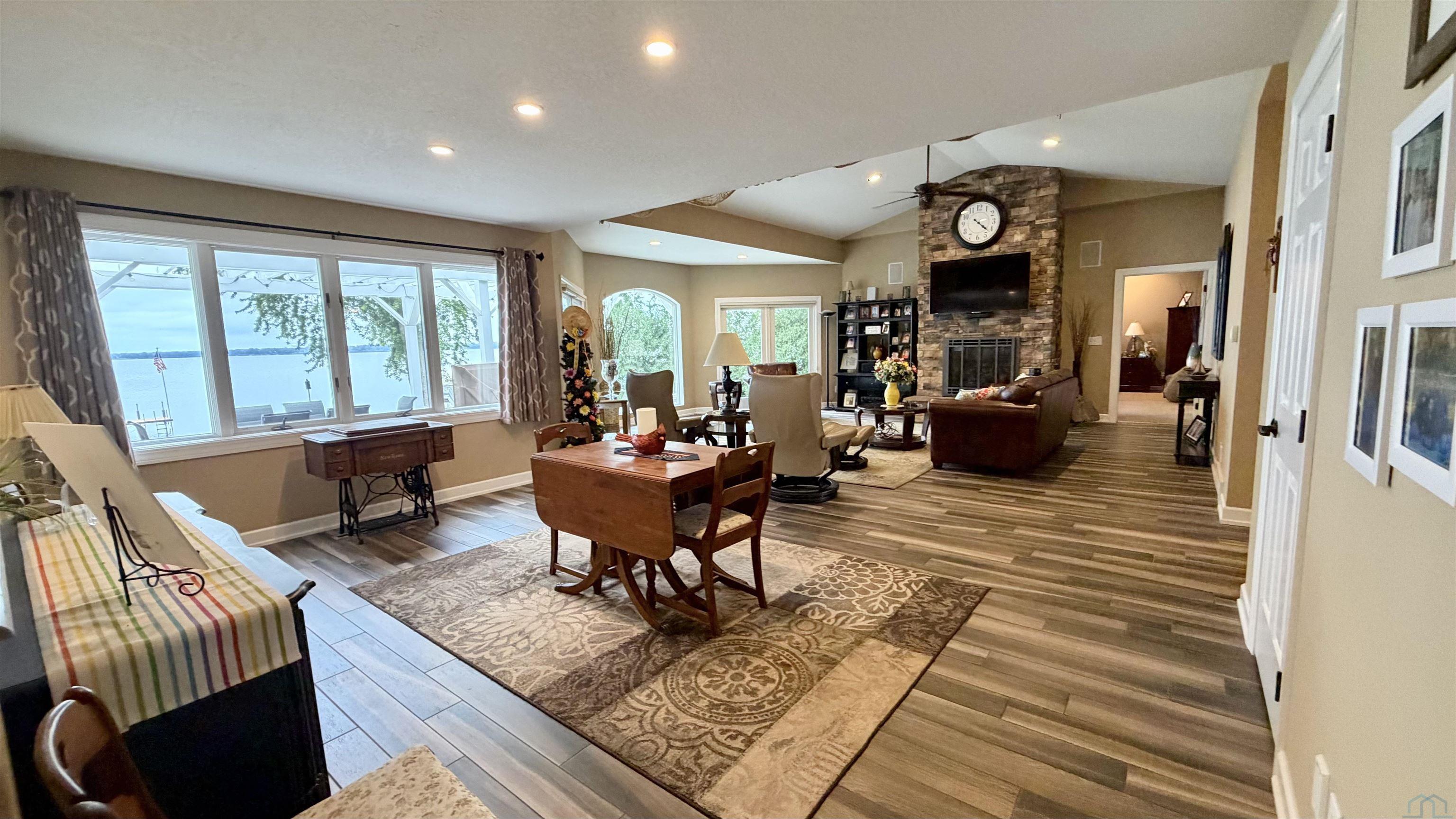 MLS #833960