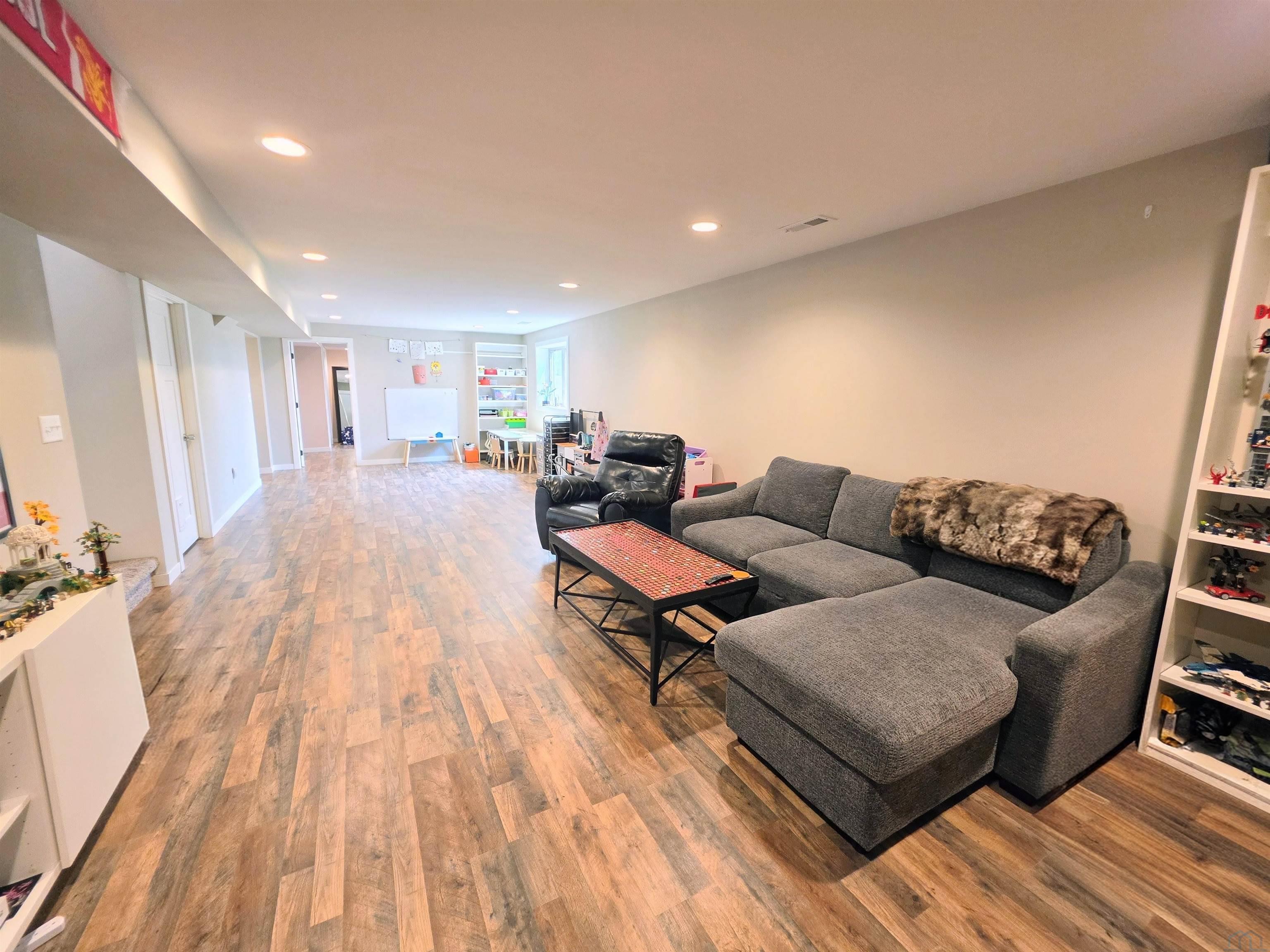 MLS #833974