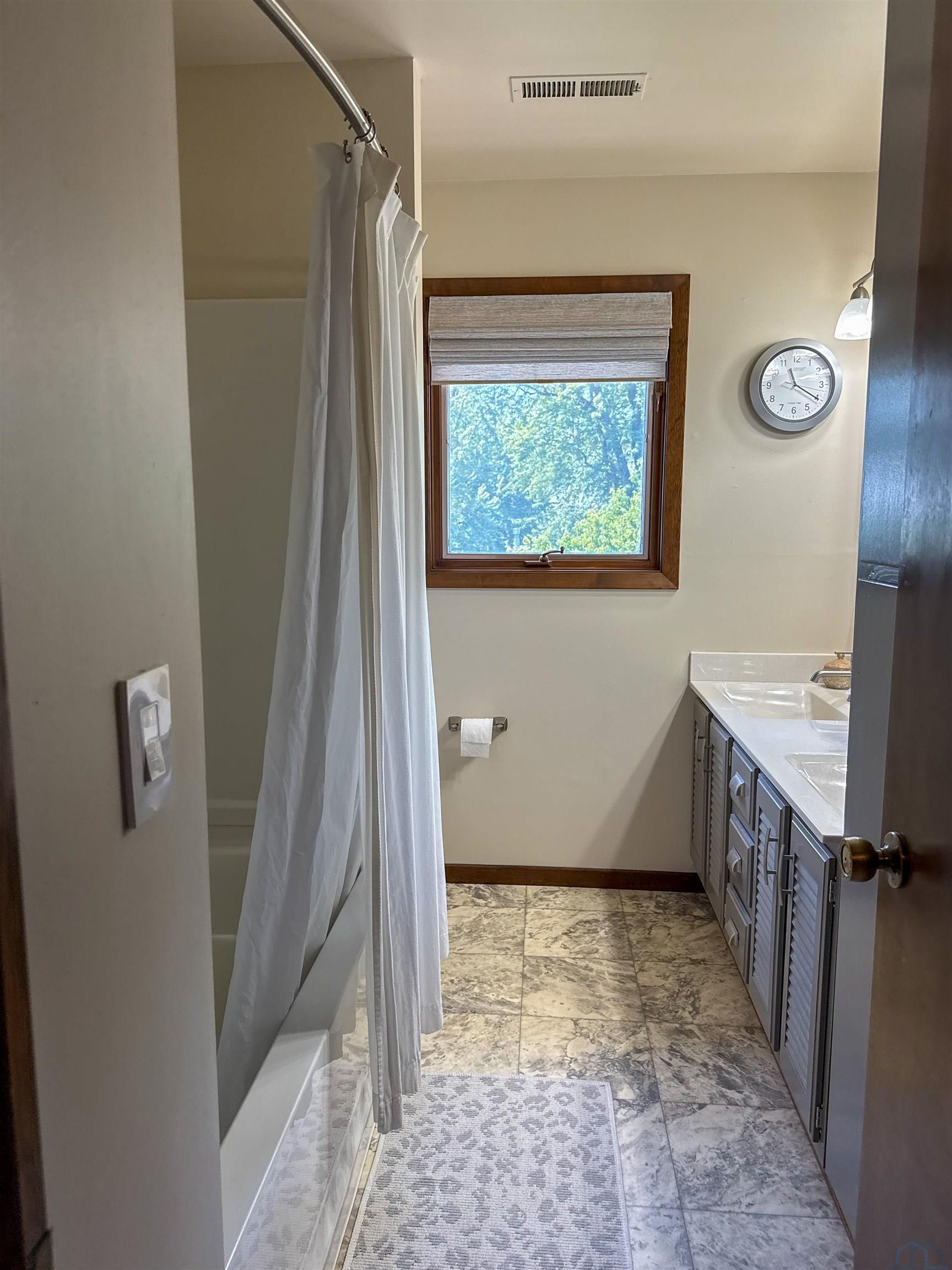 MLS #833977